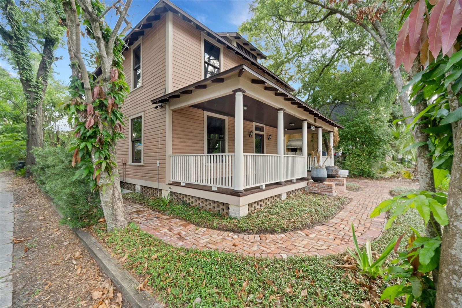 MORTONS ADD - Residential