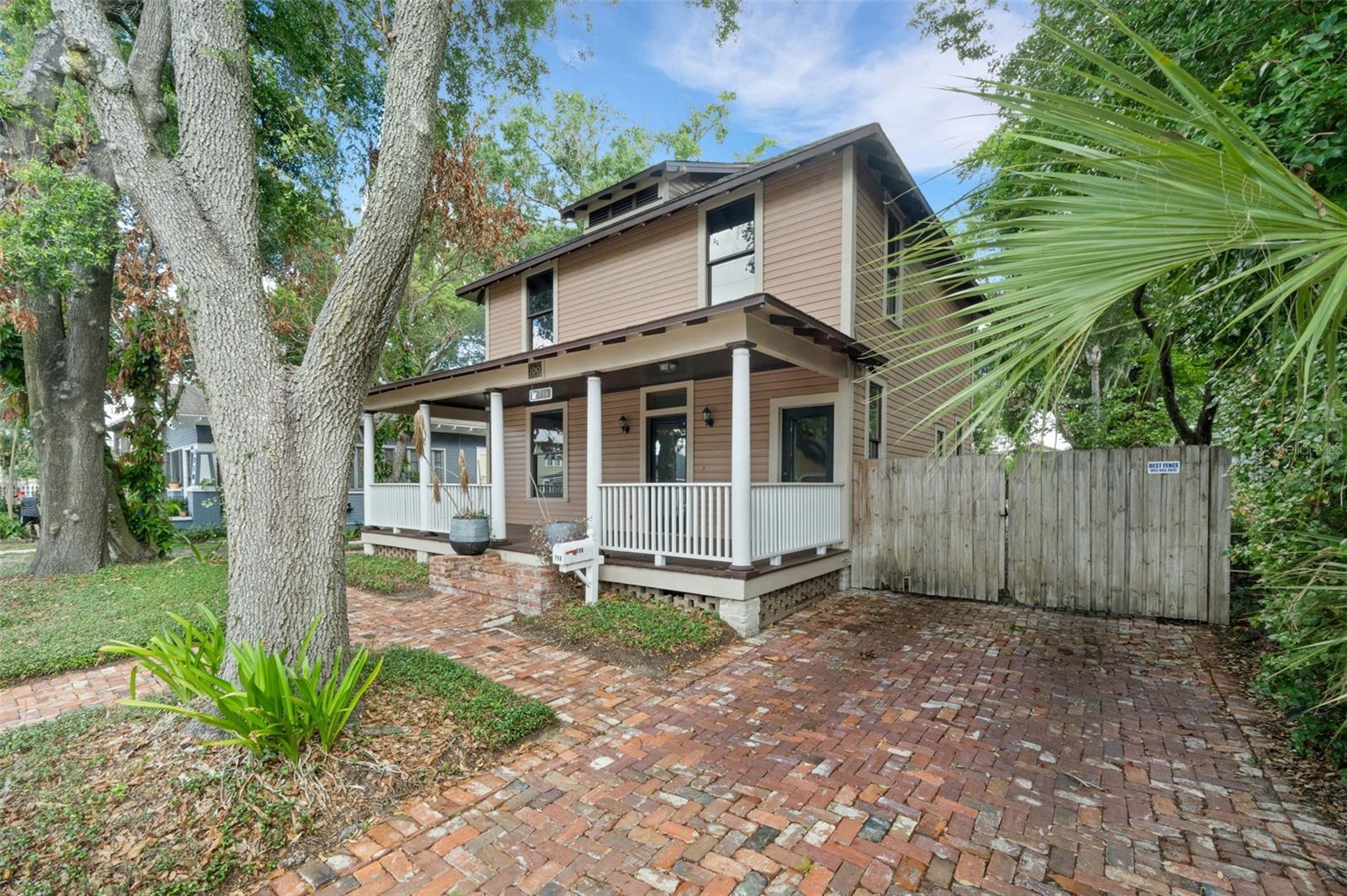 MORTONS ADD - Residential