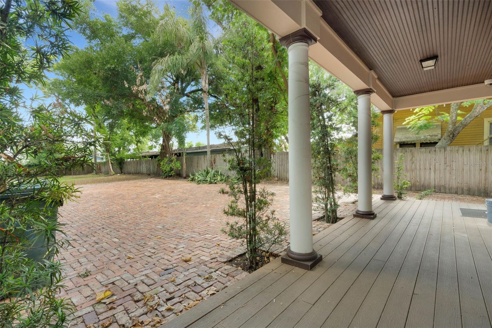 MORTONS ADD - Residential