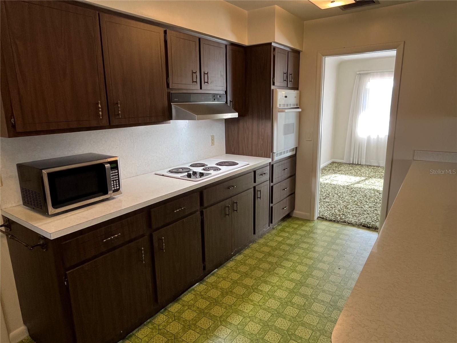 DUNDEE PB 1 PG 86 - Residential