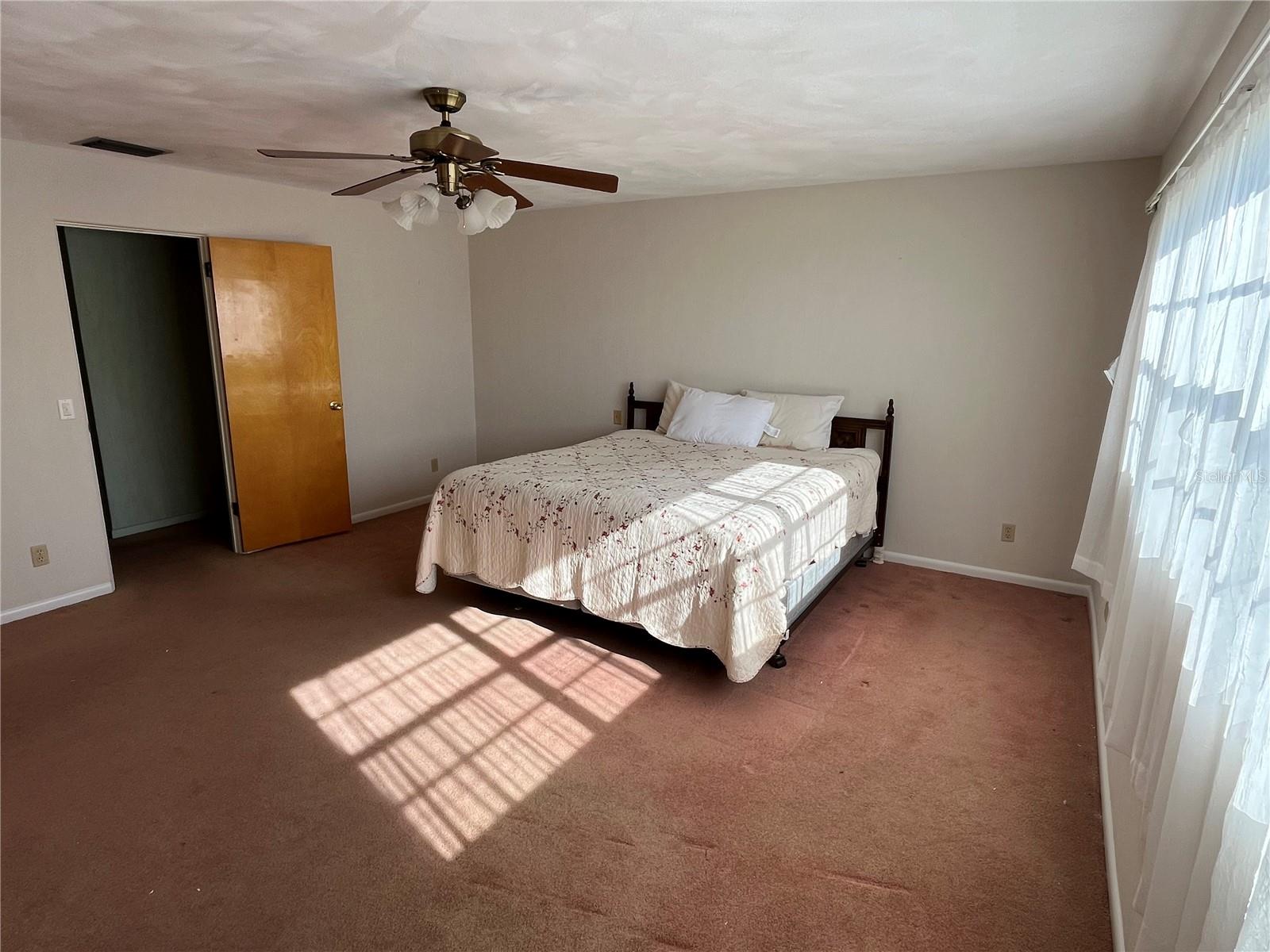 DUNDEE PB 1 PG 86 - Residential