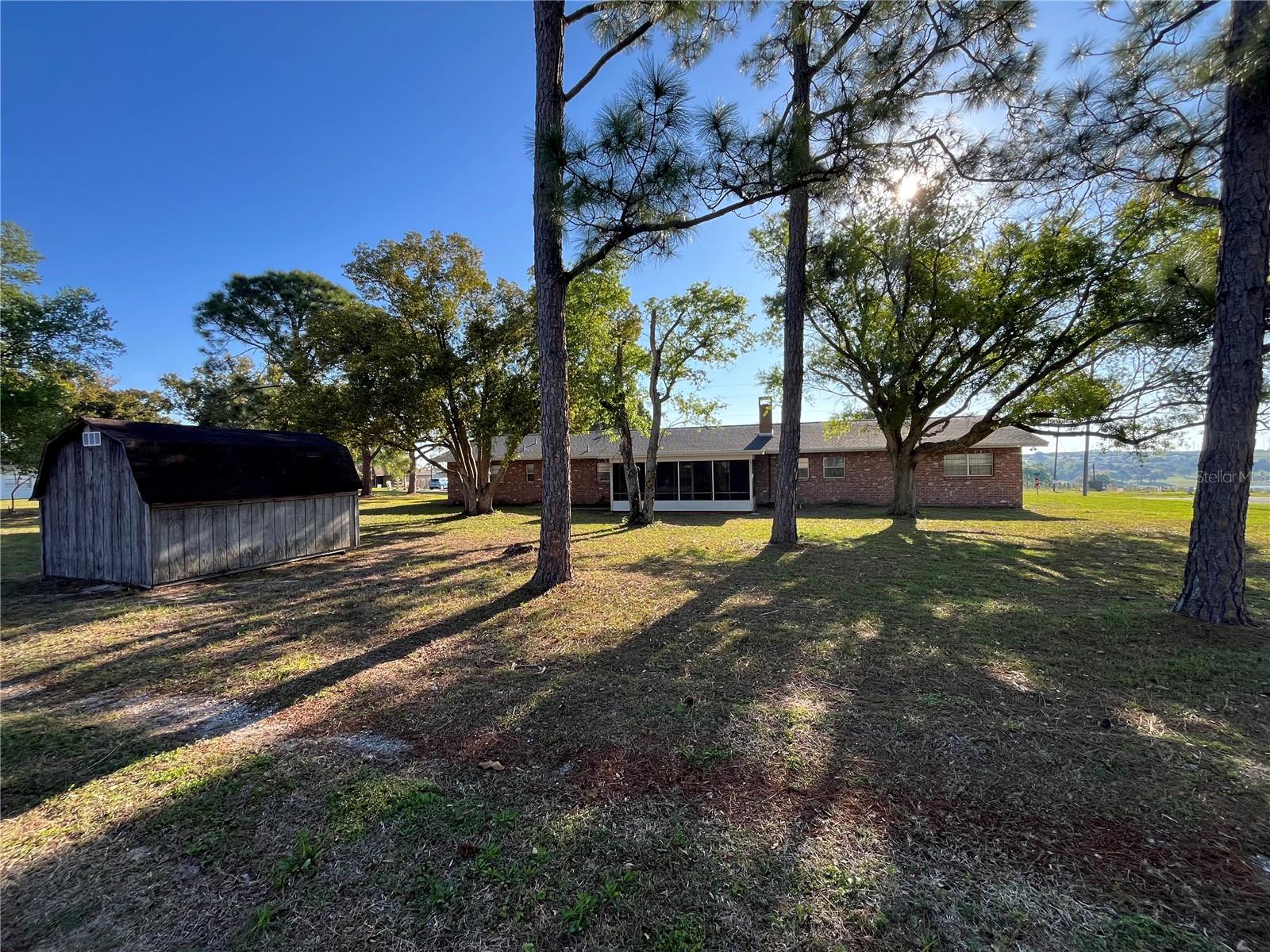 DUNDEE PB 1 PG 86 - Residential