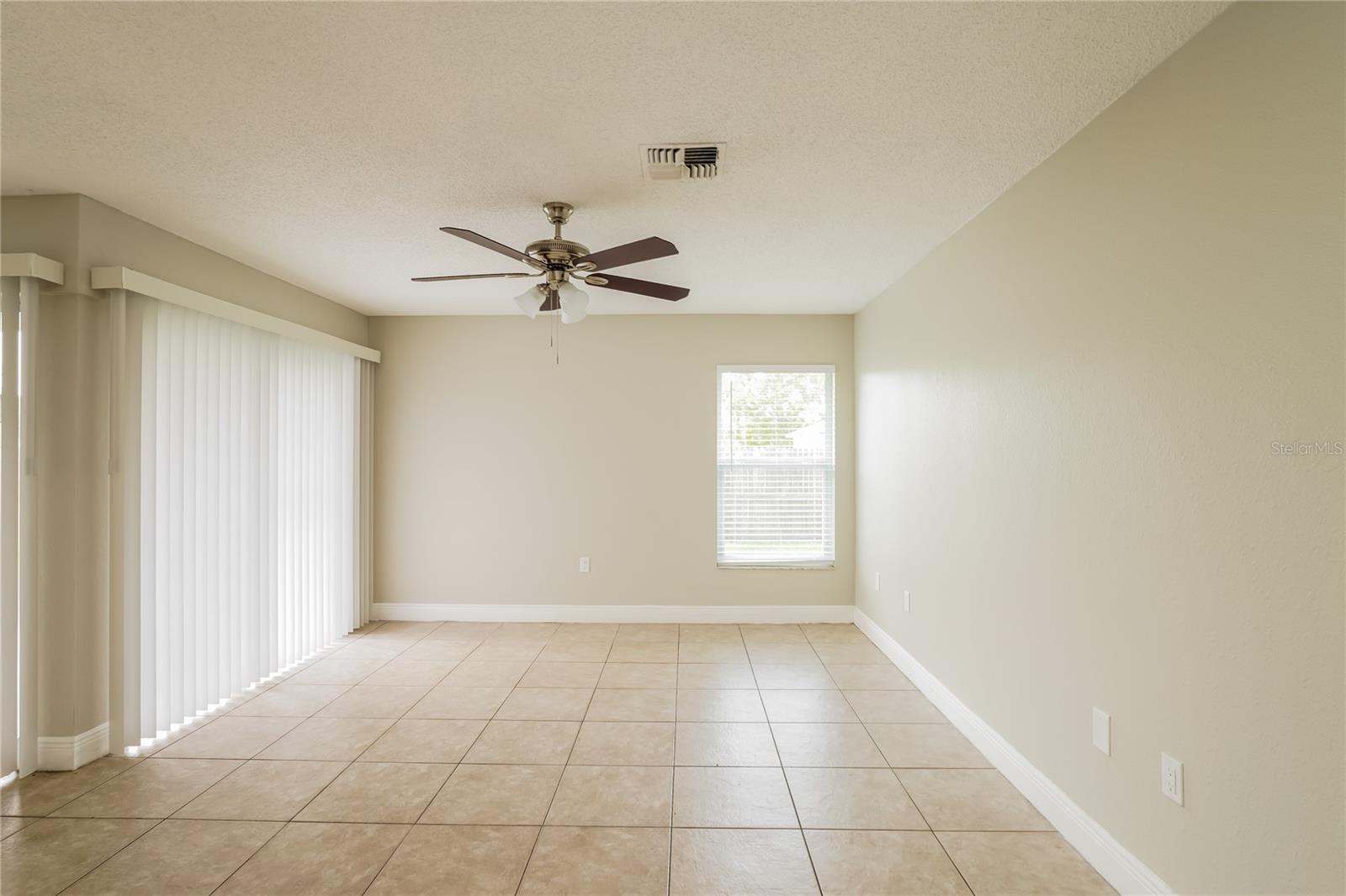 POINCIANA NBRHD 01 VILLAGE 03 - Residential Lease