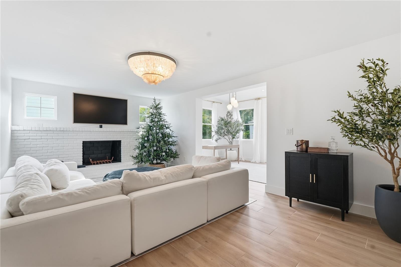 SHORE ACRES BAYOU GRANDE SEC - Residential