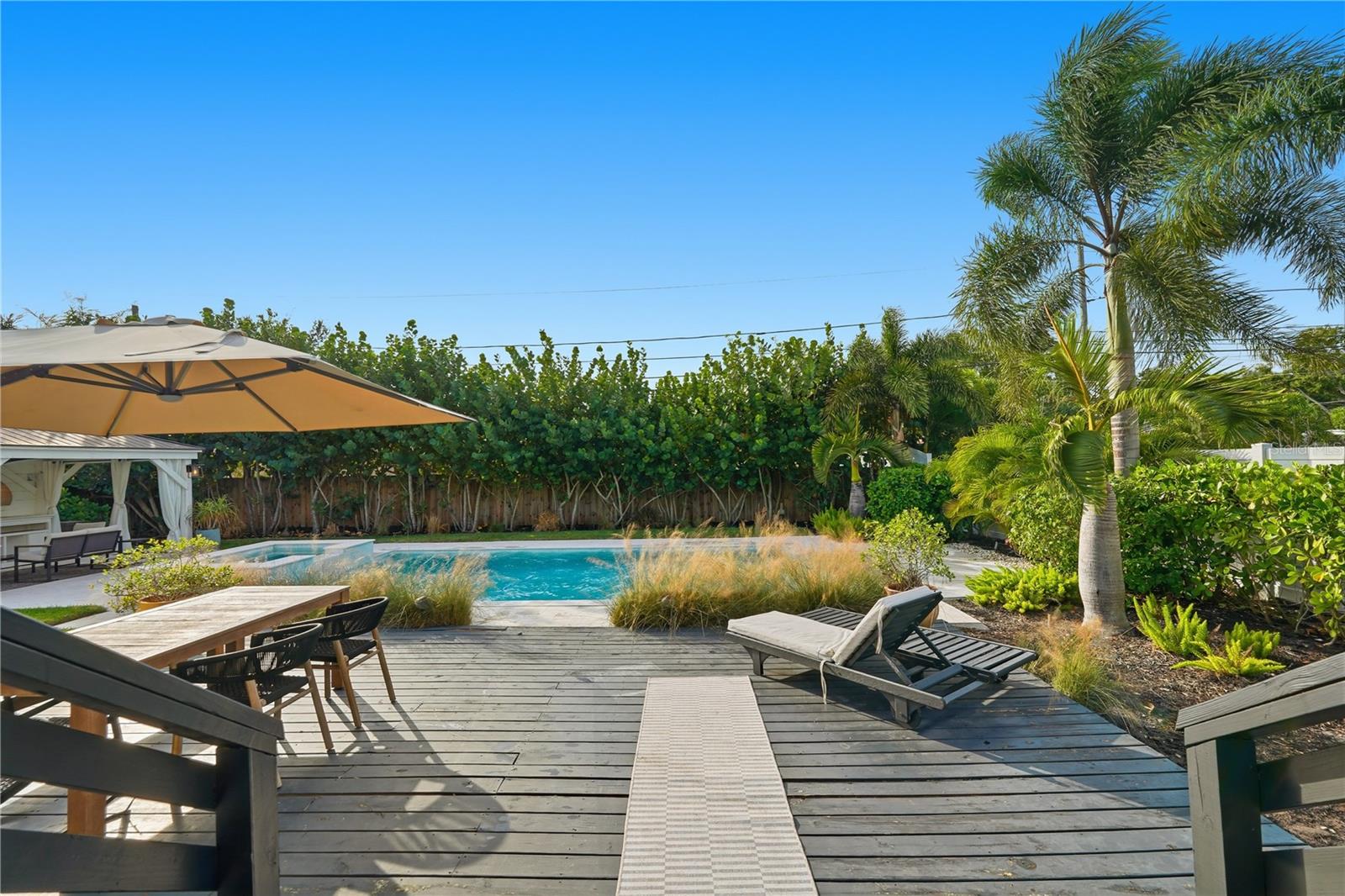 SHORE ACRES BAYOU GRANDE SEC - Residential