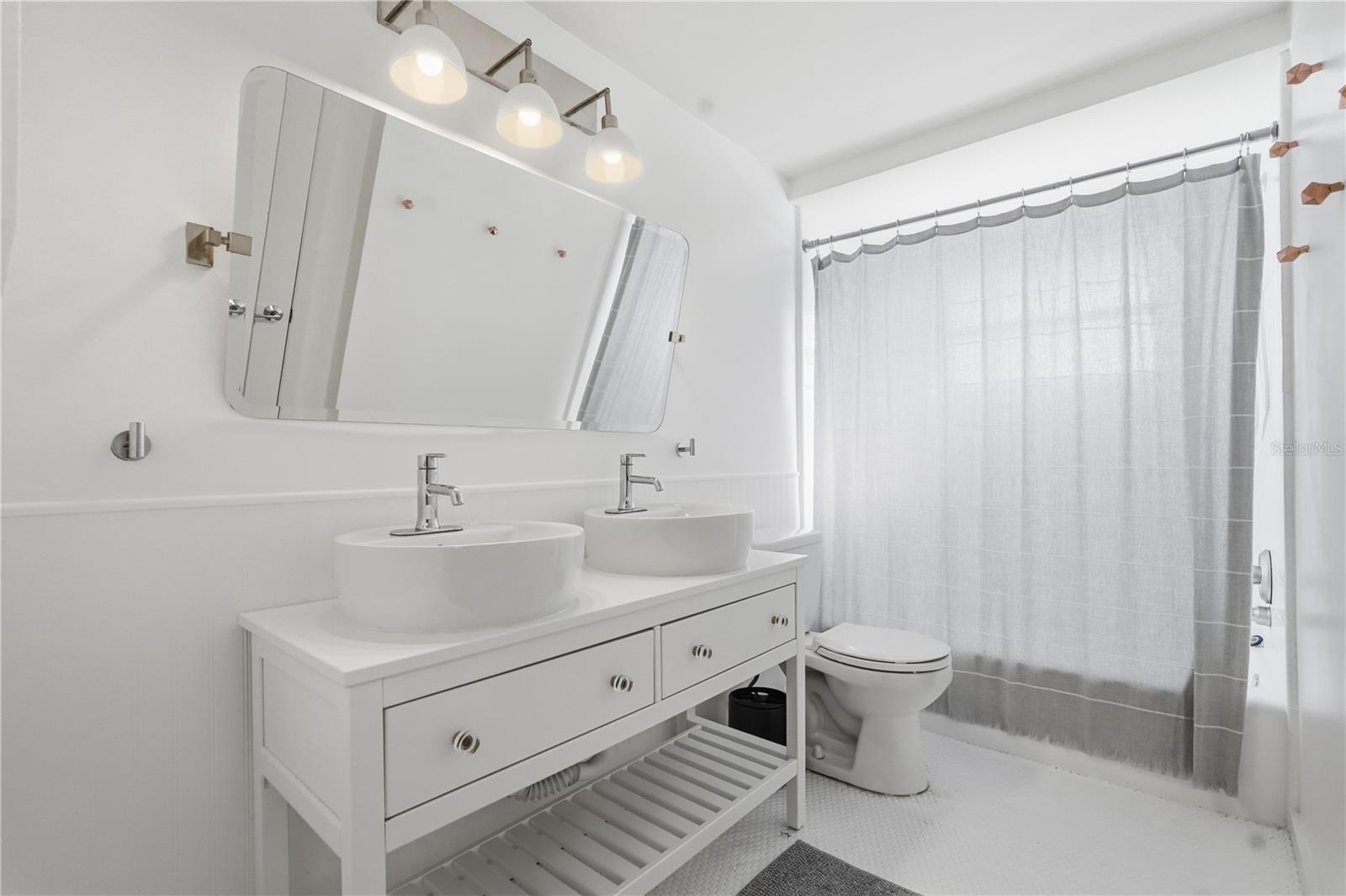 SHORE ACRES BAYOU GRANDE SEC - Residential