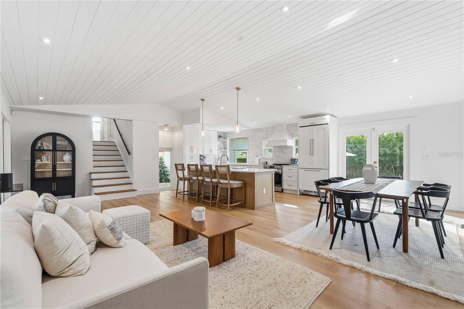 SHORE ACRES BAYOU GRANDE SEC - Residential