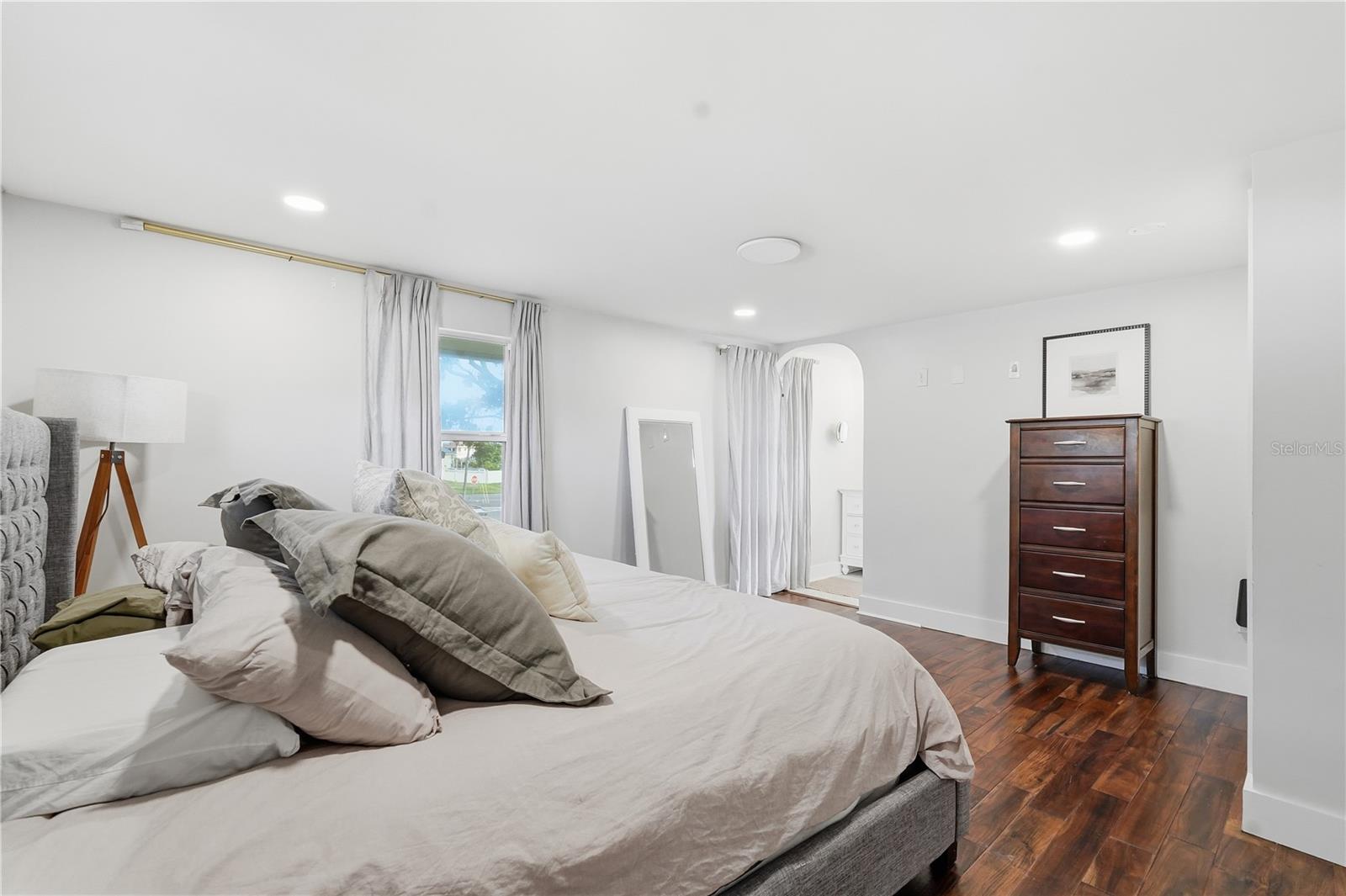 SHORE ACRES BAYOU GRANDE SEC - Residential