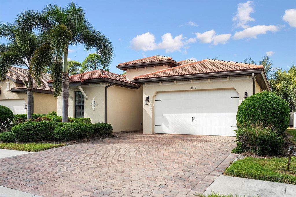 Photo of 1015 Bluffwood Drive, Nokomis, FL 34275 (MLS # A4697754)