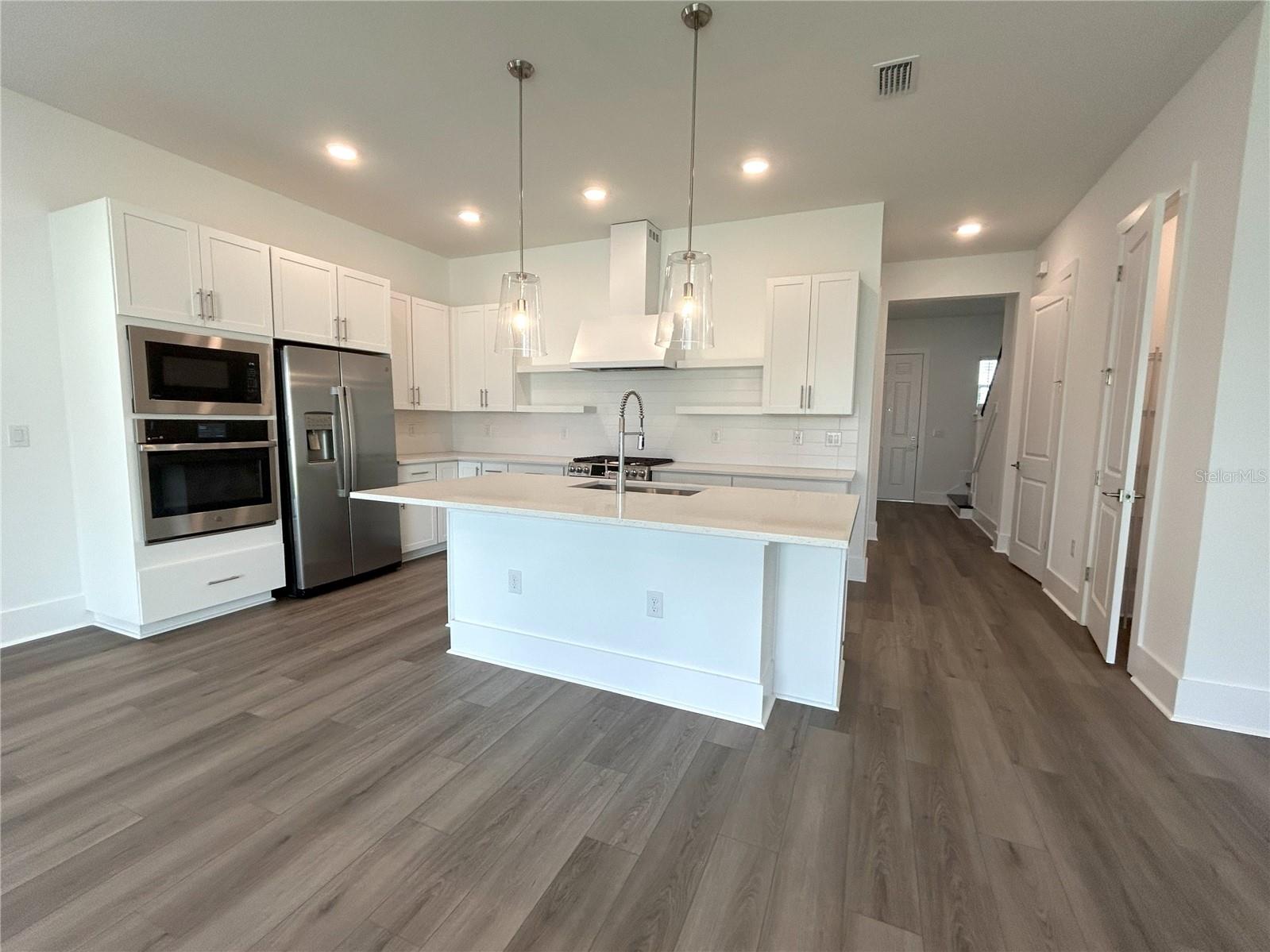 OSPREY RANCH - Residential Lease