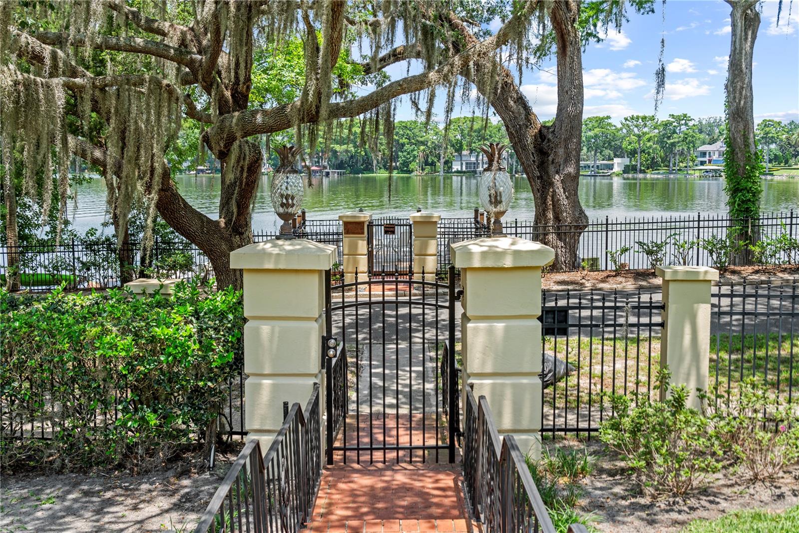 ALABAMA CONDO - Residential