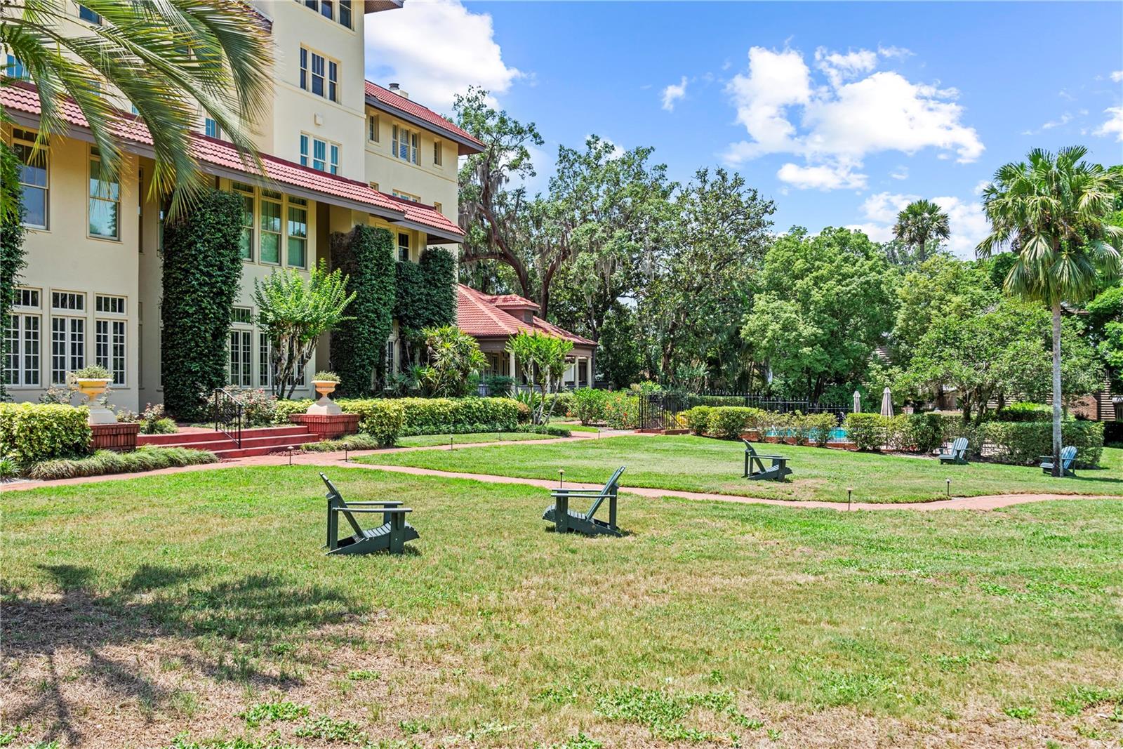 ALABAMA CONDO - Residential