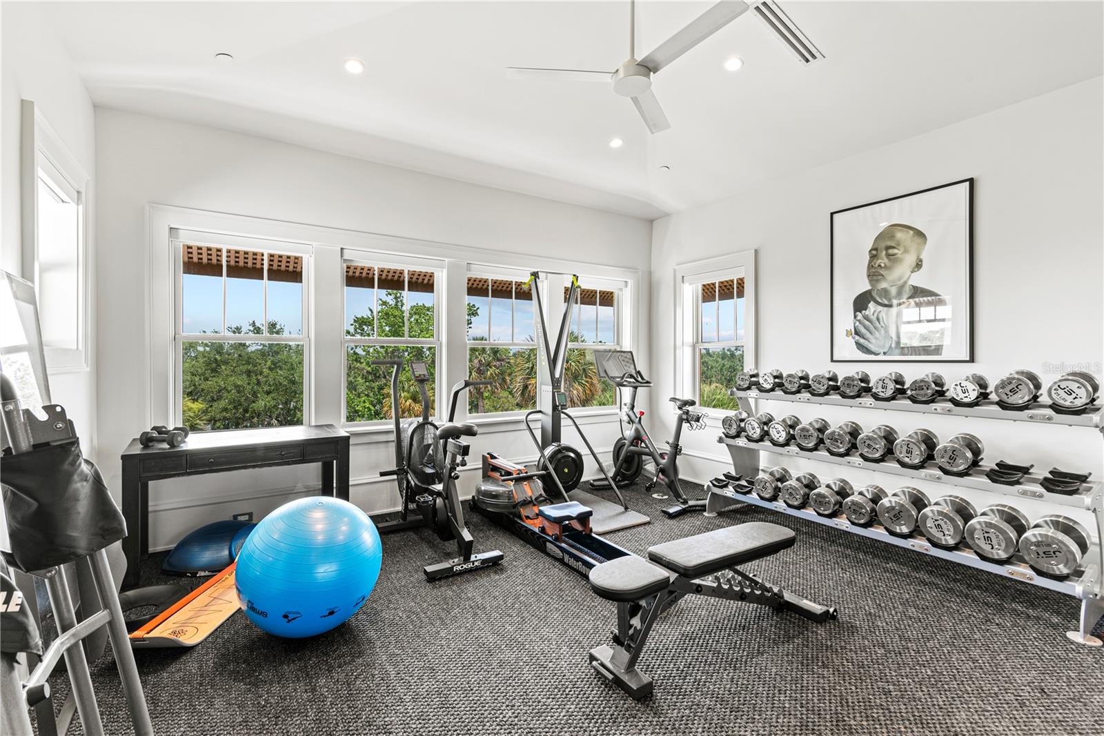 ALABAMA CONDO - Residential