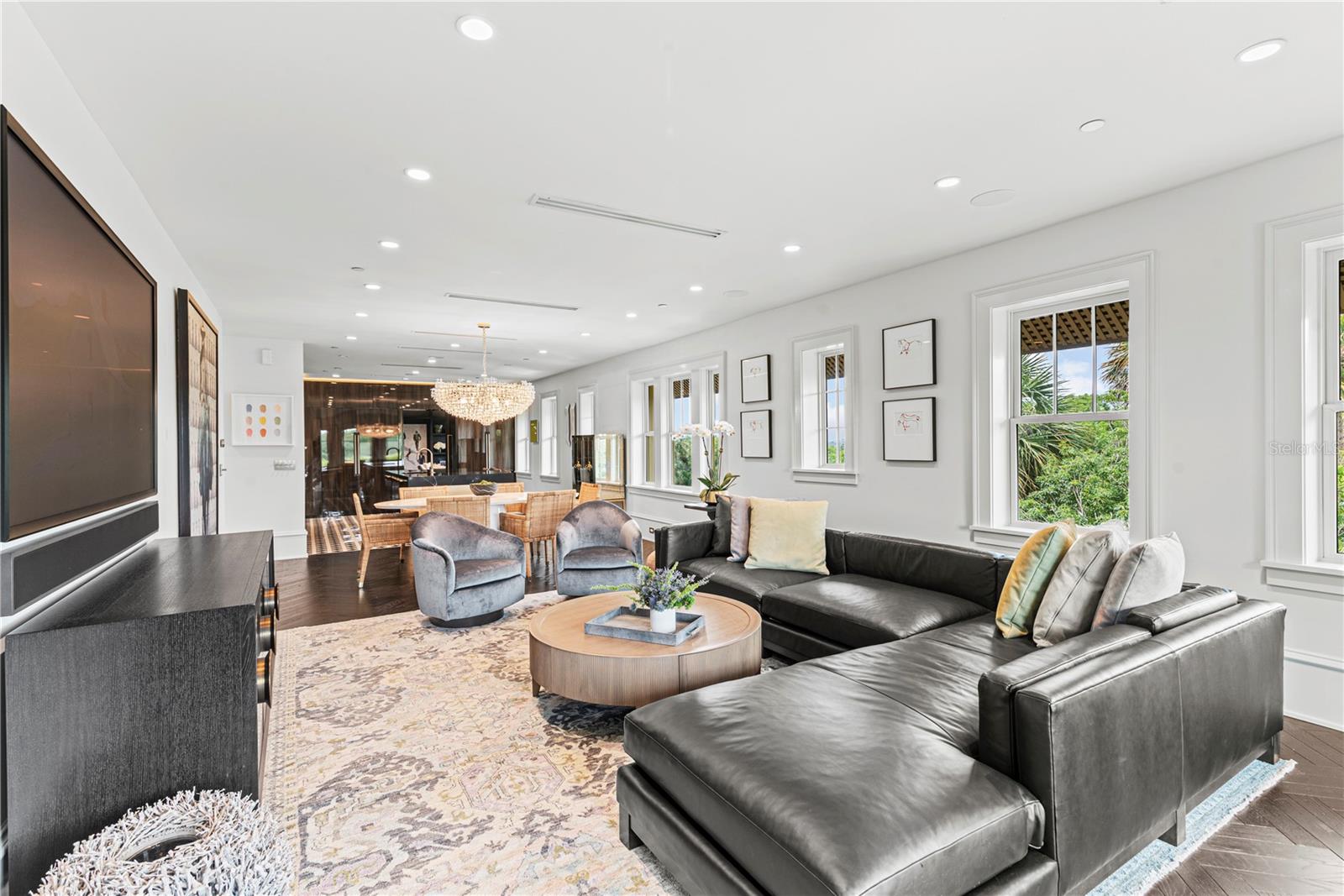 ALABAMA CONDO - Residential