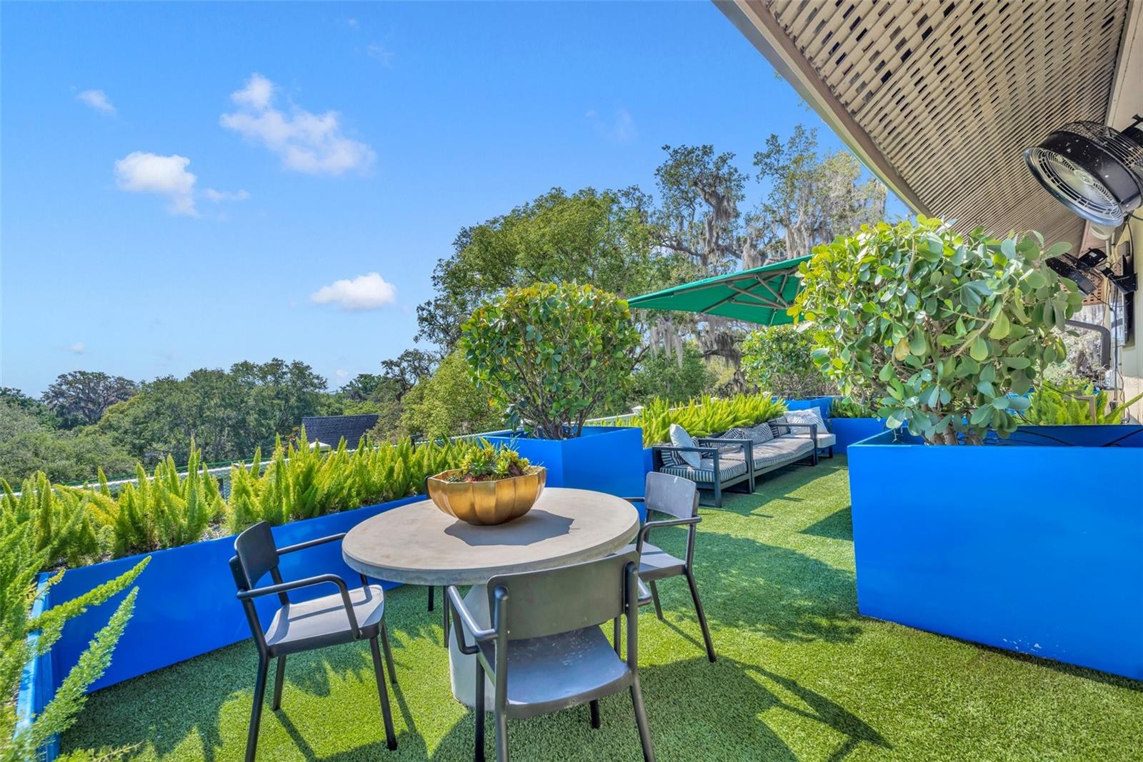 ALABAMA CONDO - Residential