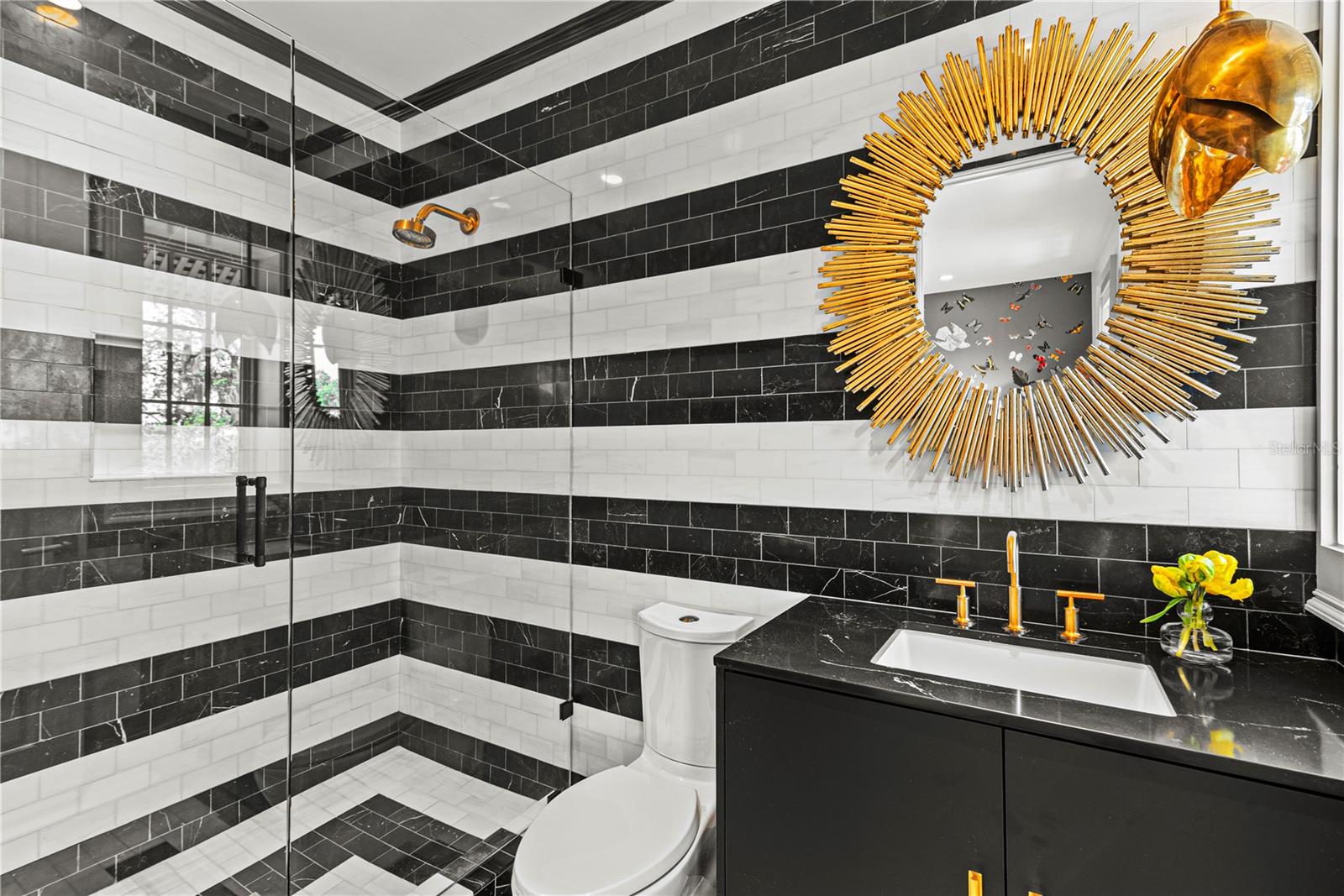 ALABAMA CONDO - Residential