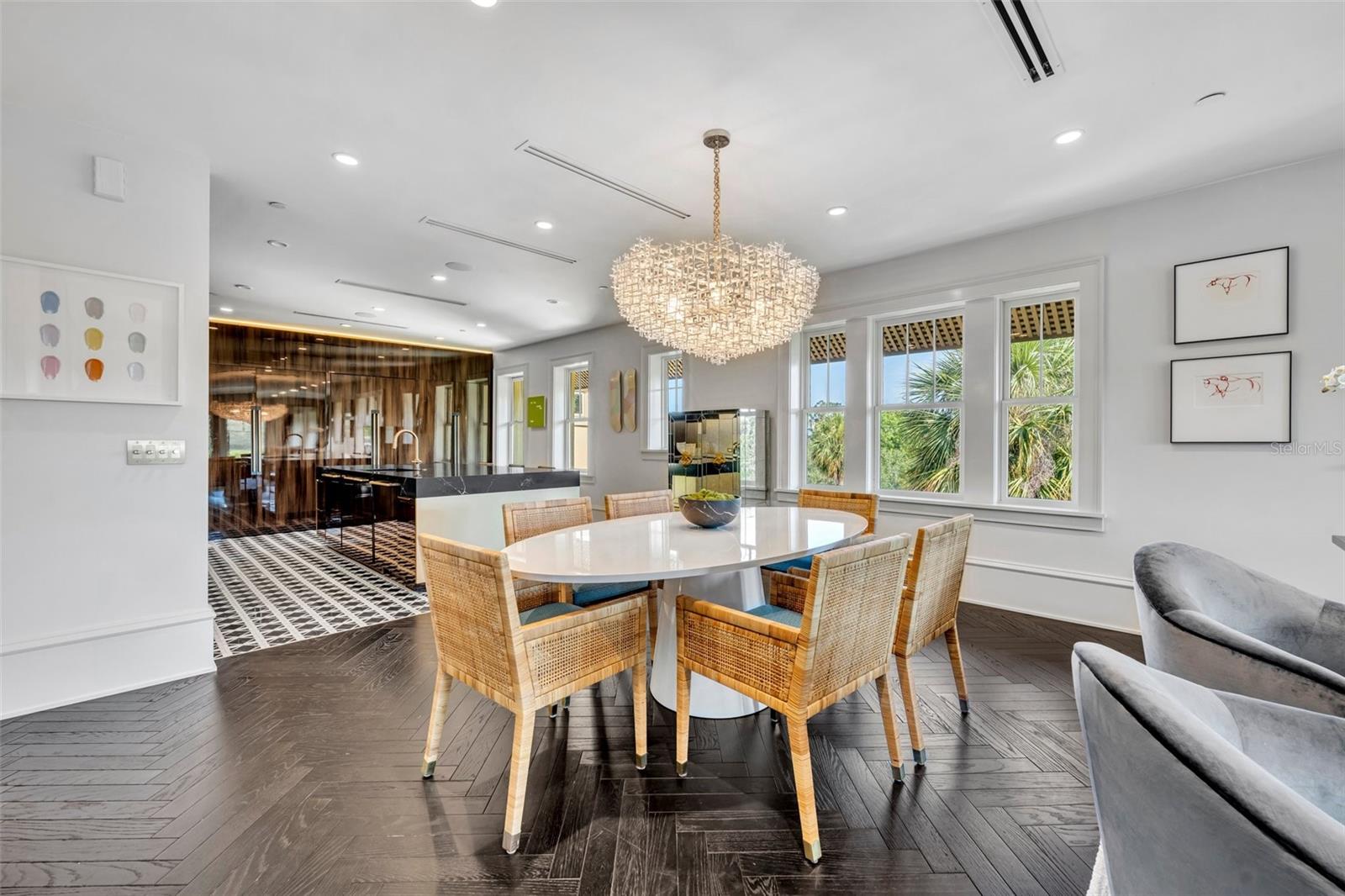 ALABAMA CONDO - Residential