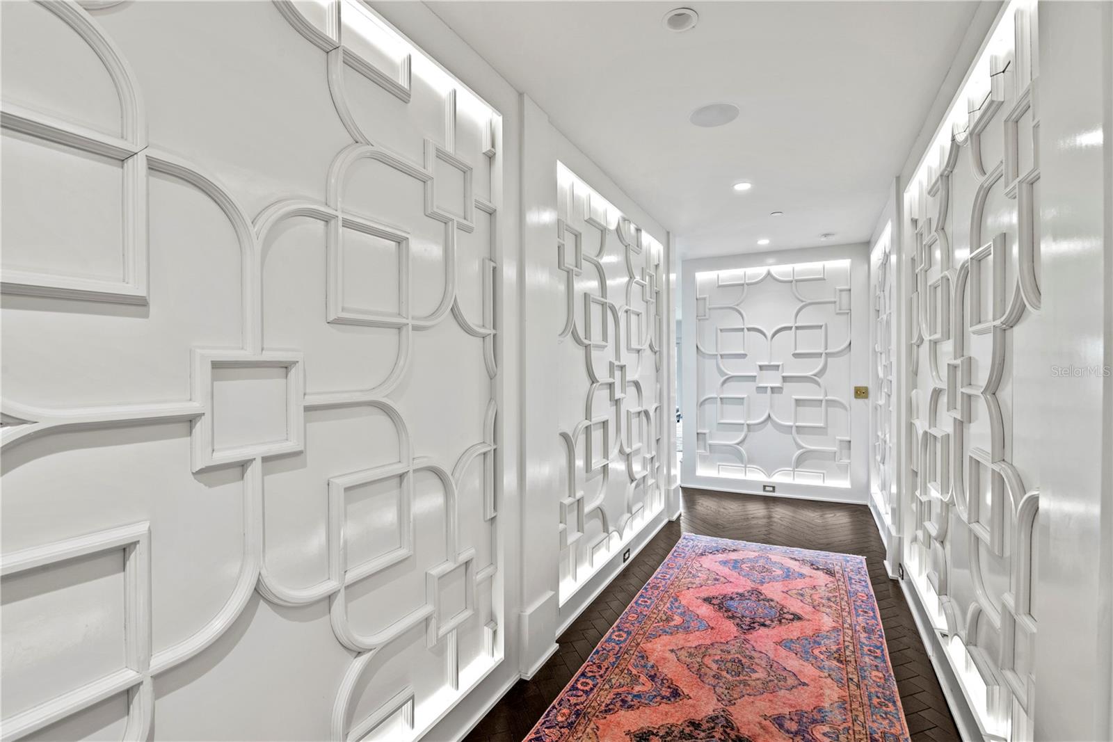 ALABAMA CONDO - Residential