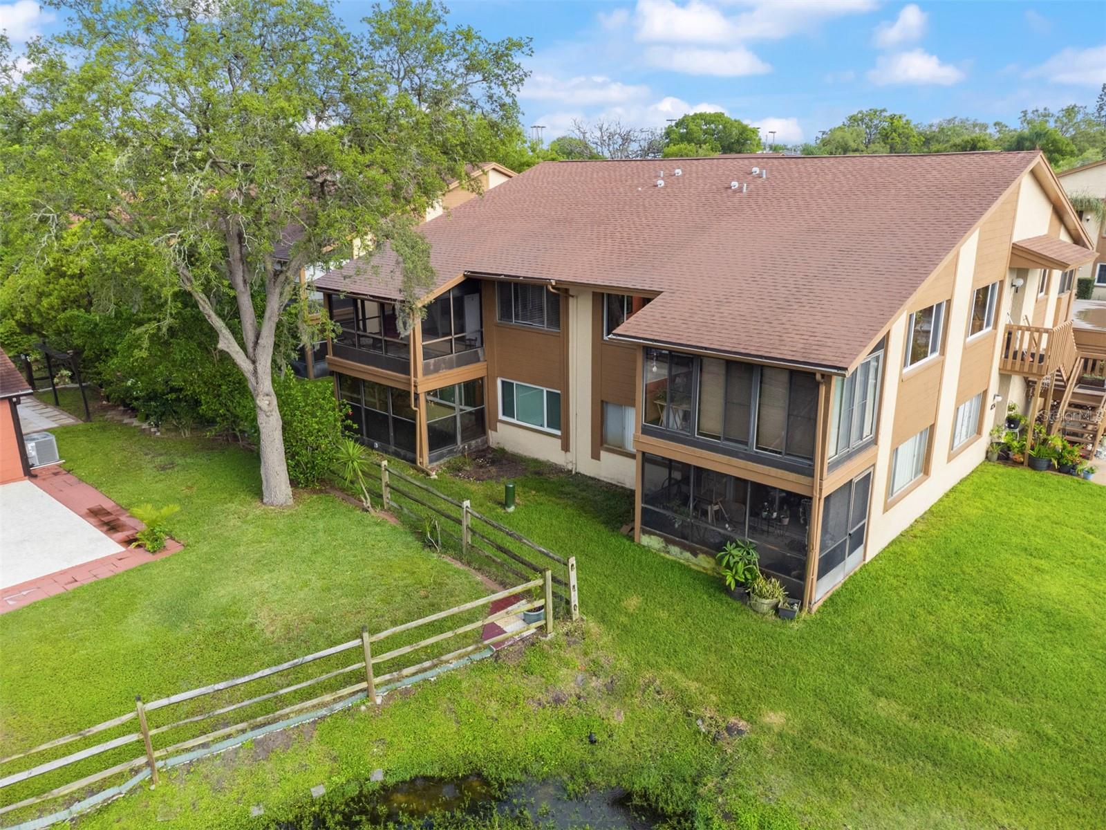 BEACON LAKES CONDO 05B - Residential