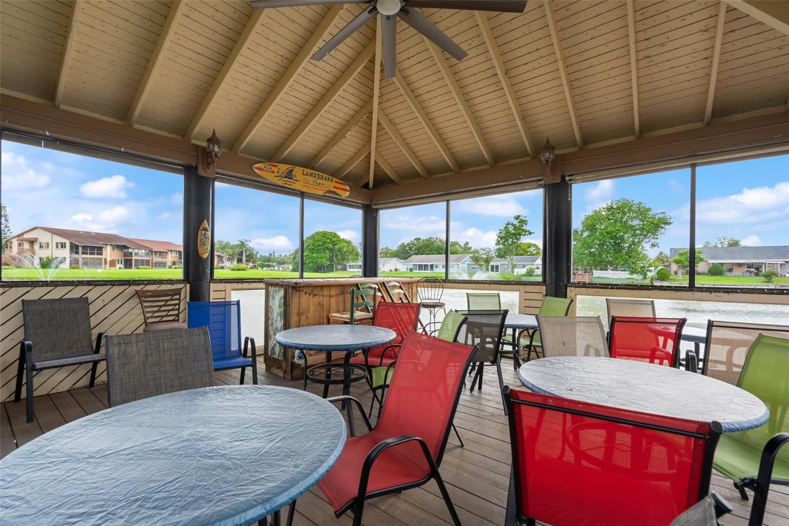 BEACON LAKES CONDO 05B - Residential