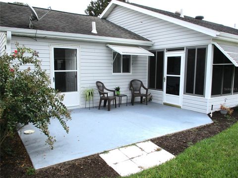 A home in DUNNELLON