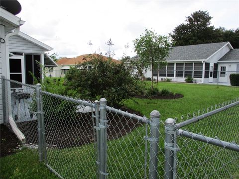 A home in DUNNELLON