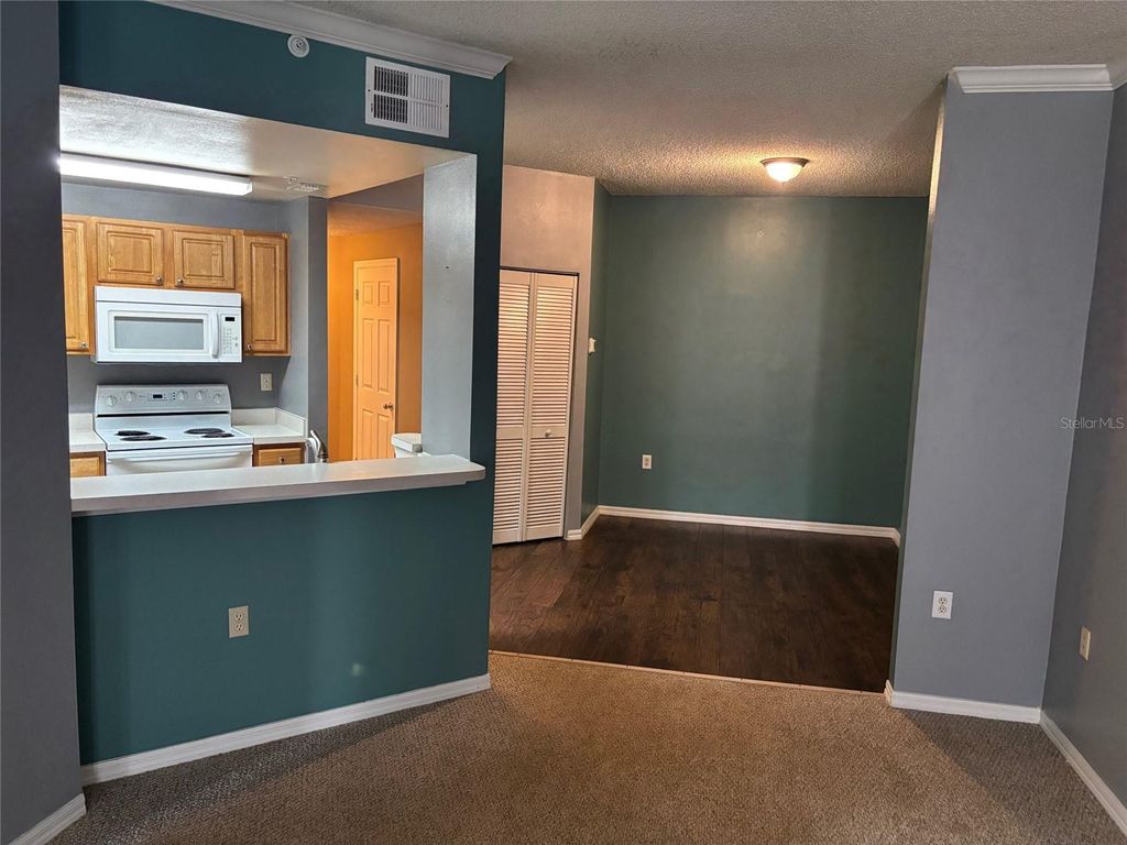 Photo of 5500 Bentgrass Drive #6-110, Sarasota, FL 34235 (MLS # A4662465)