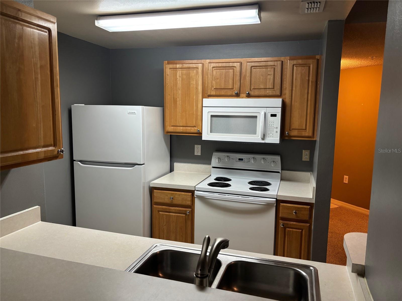 LAS PALMAS OF SARASOTA - Residential