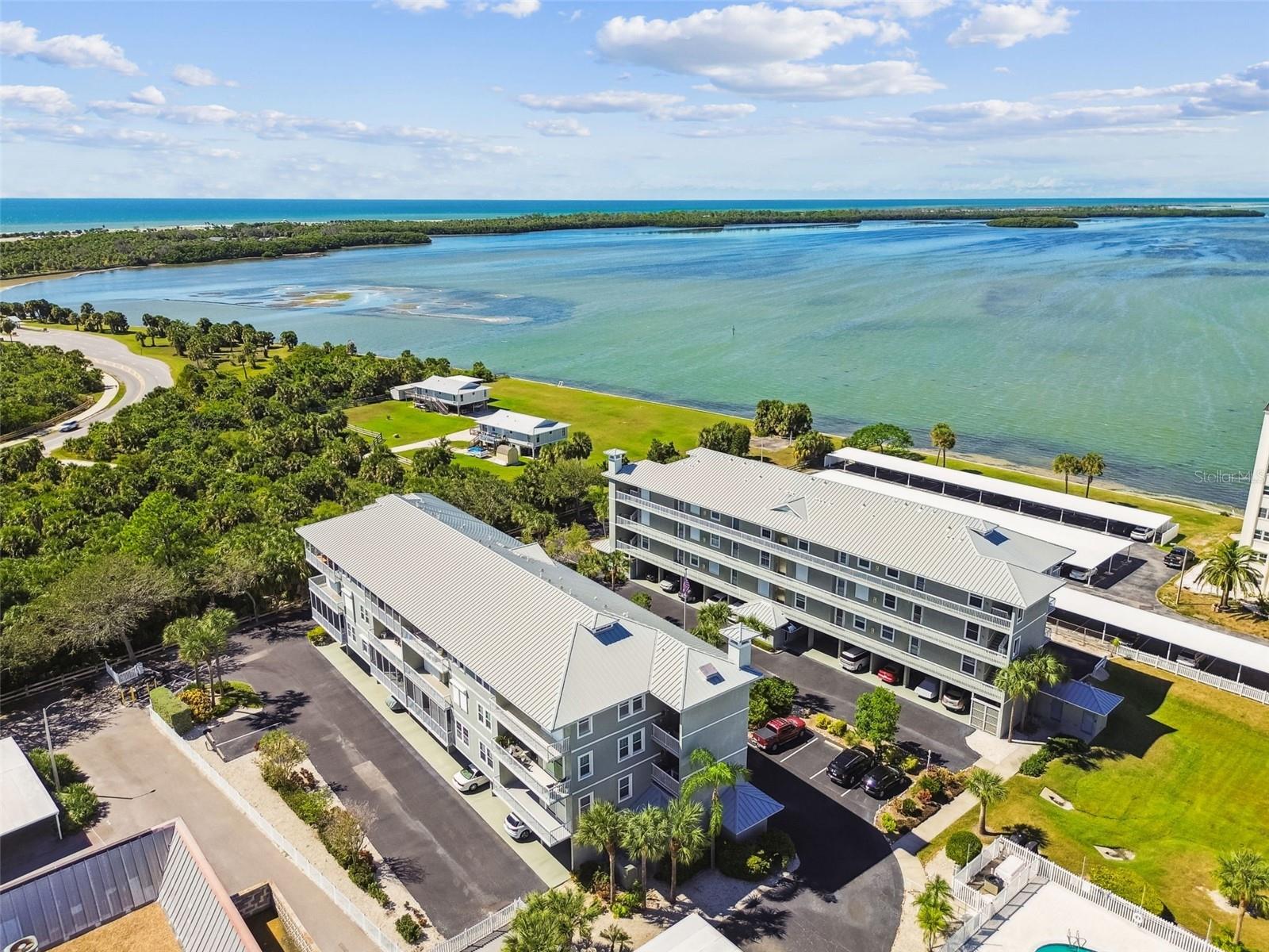 ISLAND PARK CONDOMINIUMS - Residential