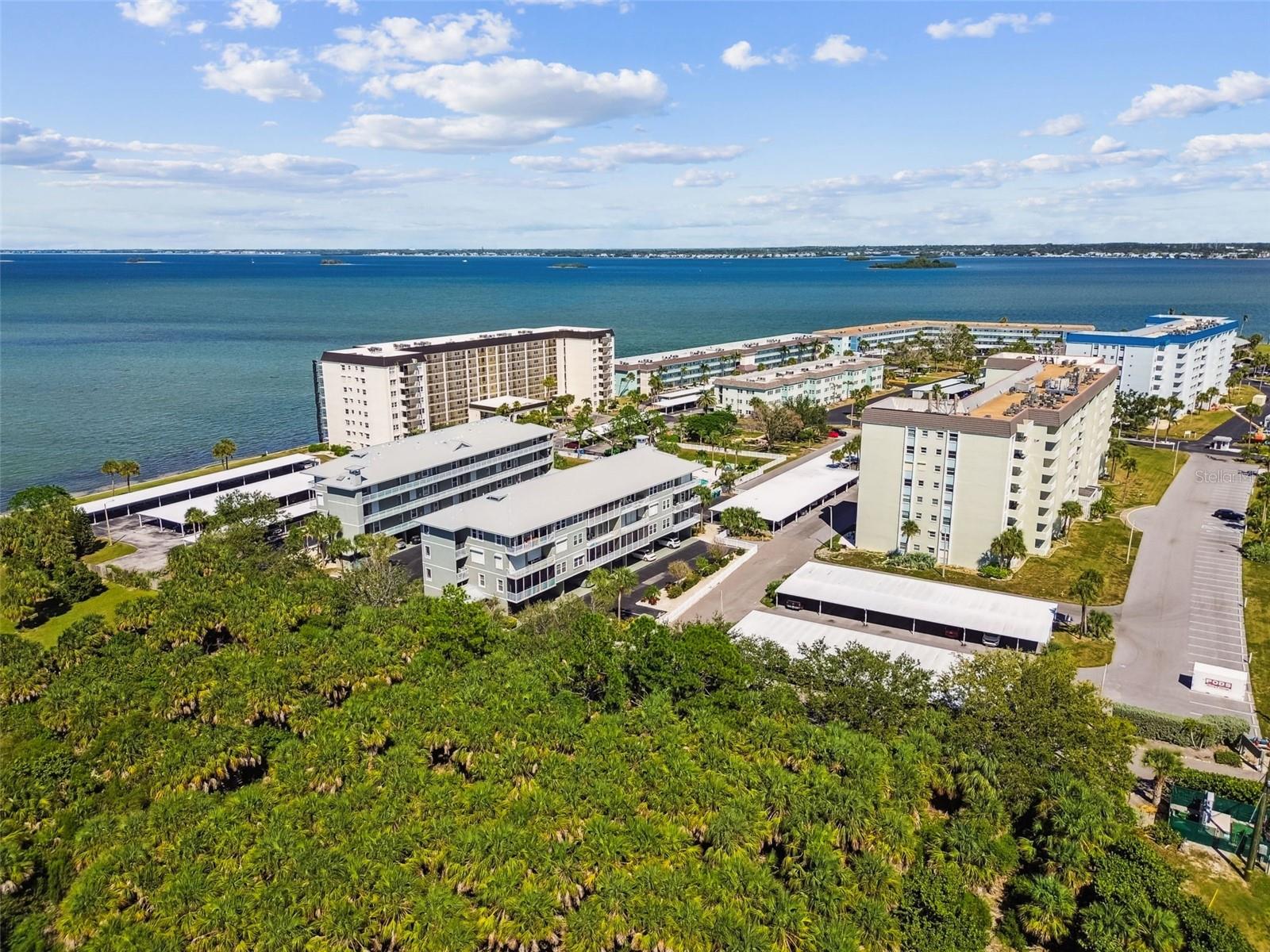 ISLAND PARK CONDOMINIUMS - Residential