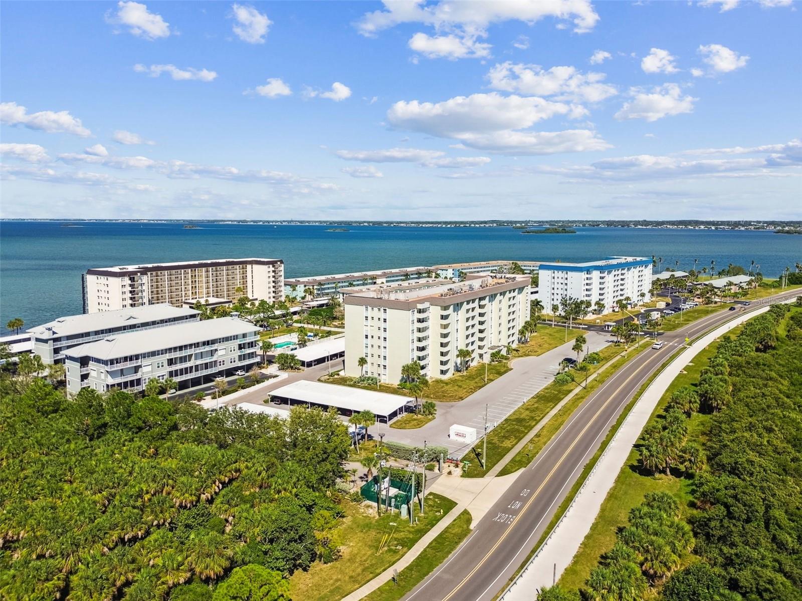 ISLAND PARK CONDOMINIUMS - Residential