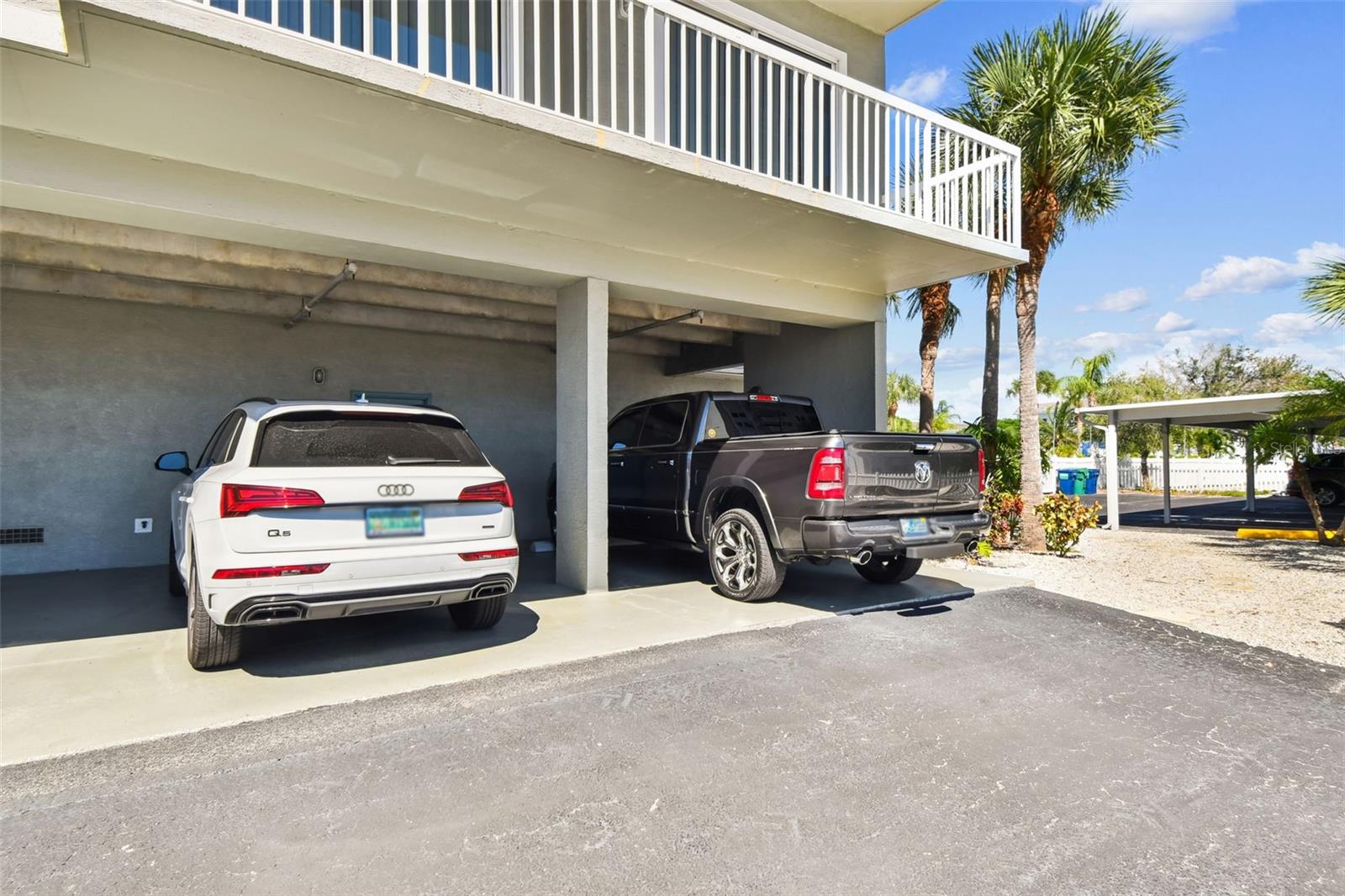 ISLAND PARK CONDOMINIUMS - Residential