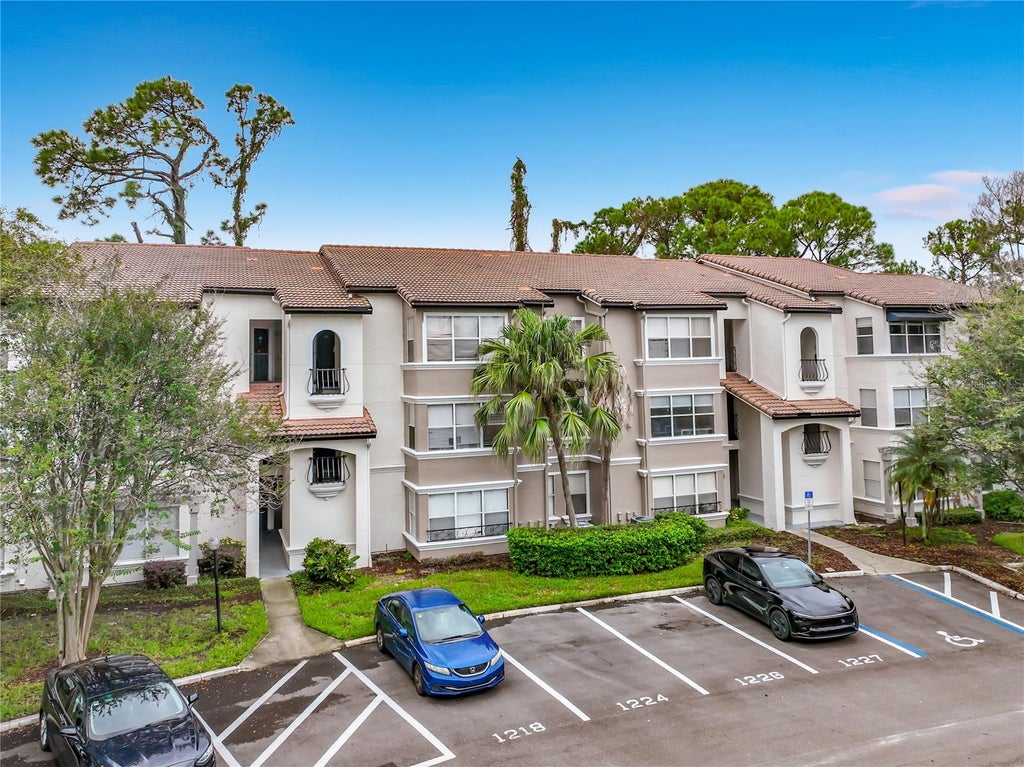 Photo of 5148 Conroy Road #34, Orlando, FL 32811 (MLS # L4966096)