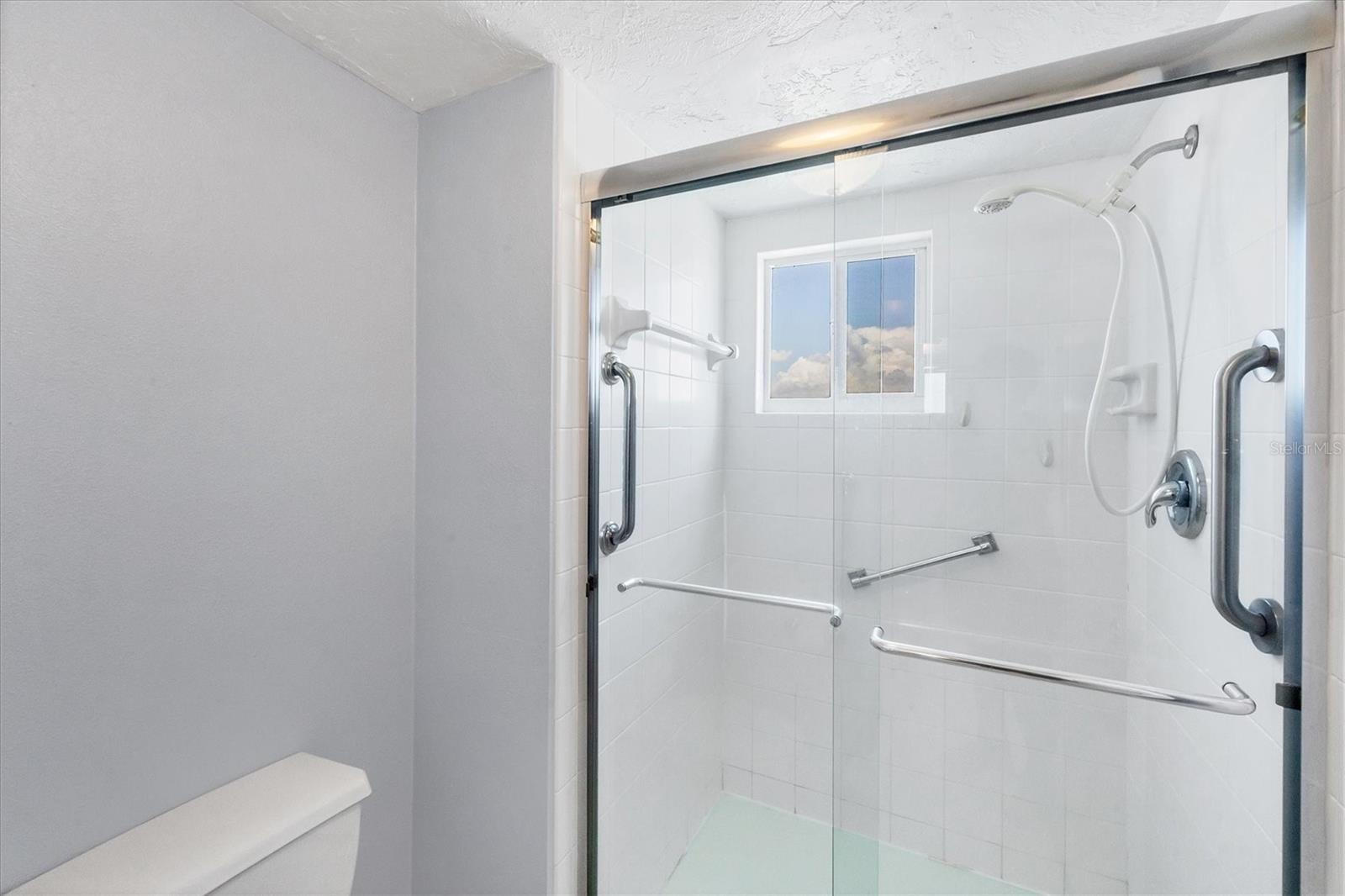 MARTINIQUE APTS NORTH - Residential