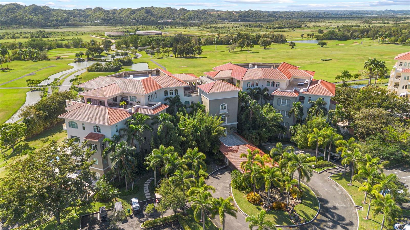 PLANTATION VILLAGE - Residential