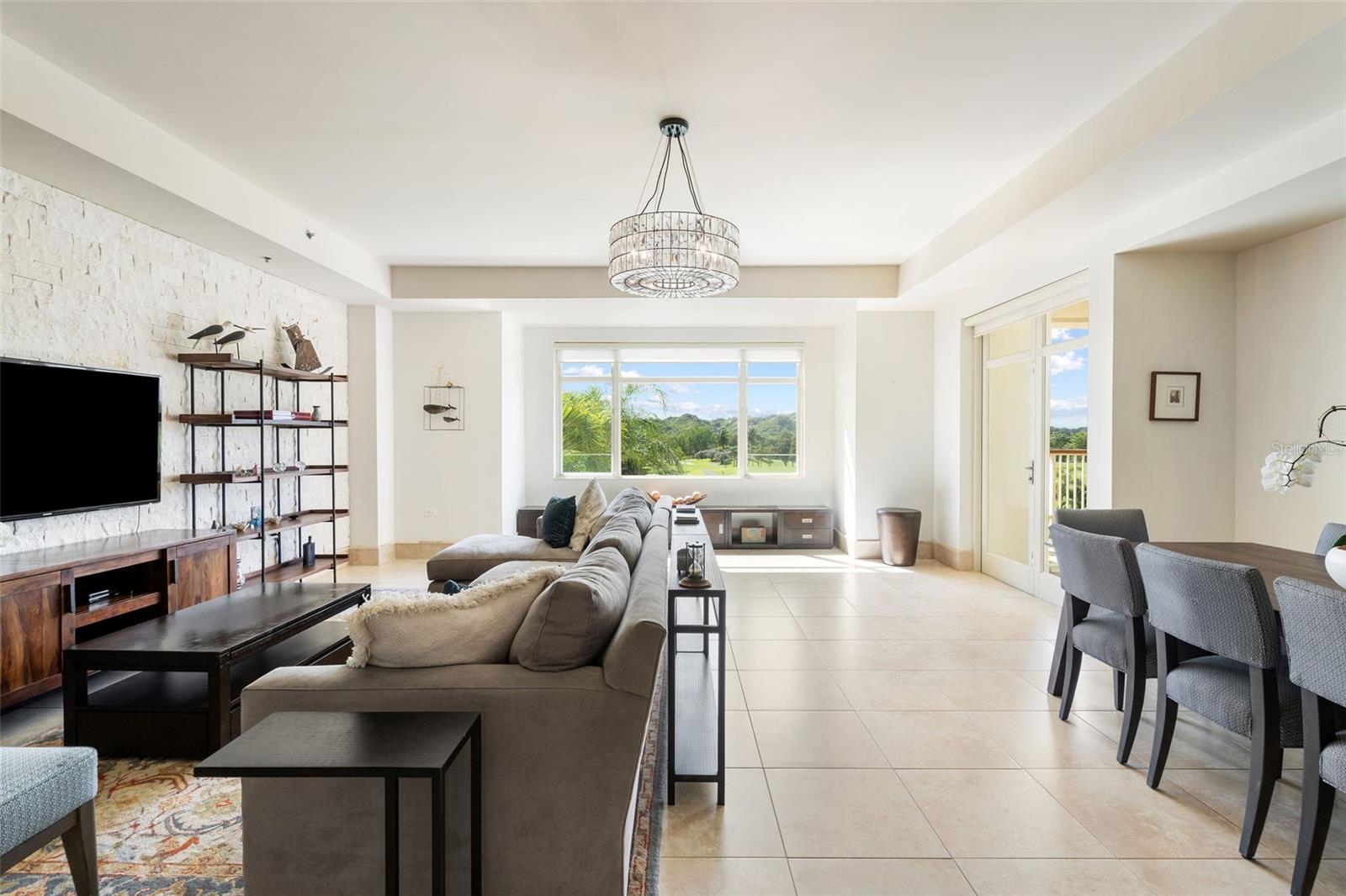 PLANTATION VILLAGE - Residential