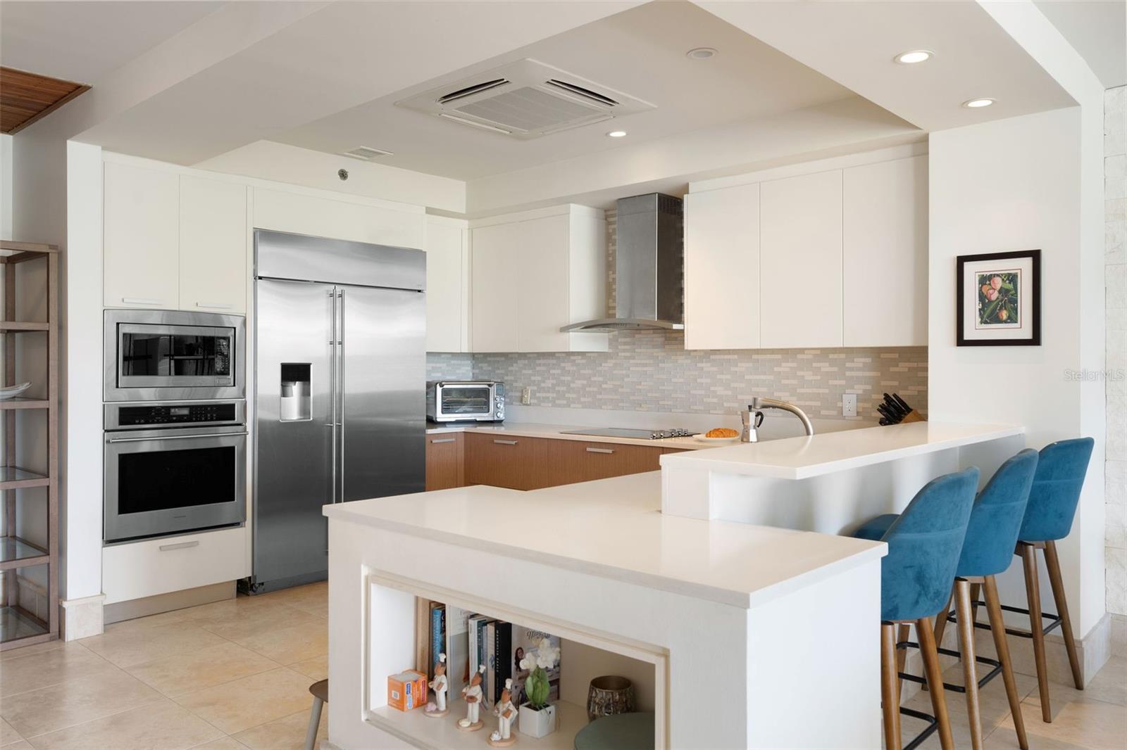 PLANTATION VILLAGE - Residential