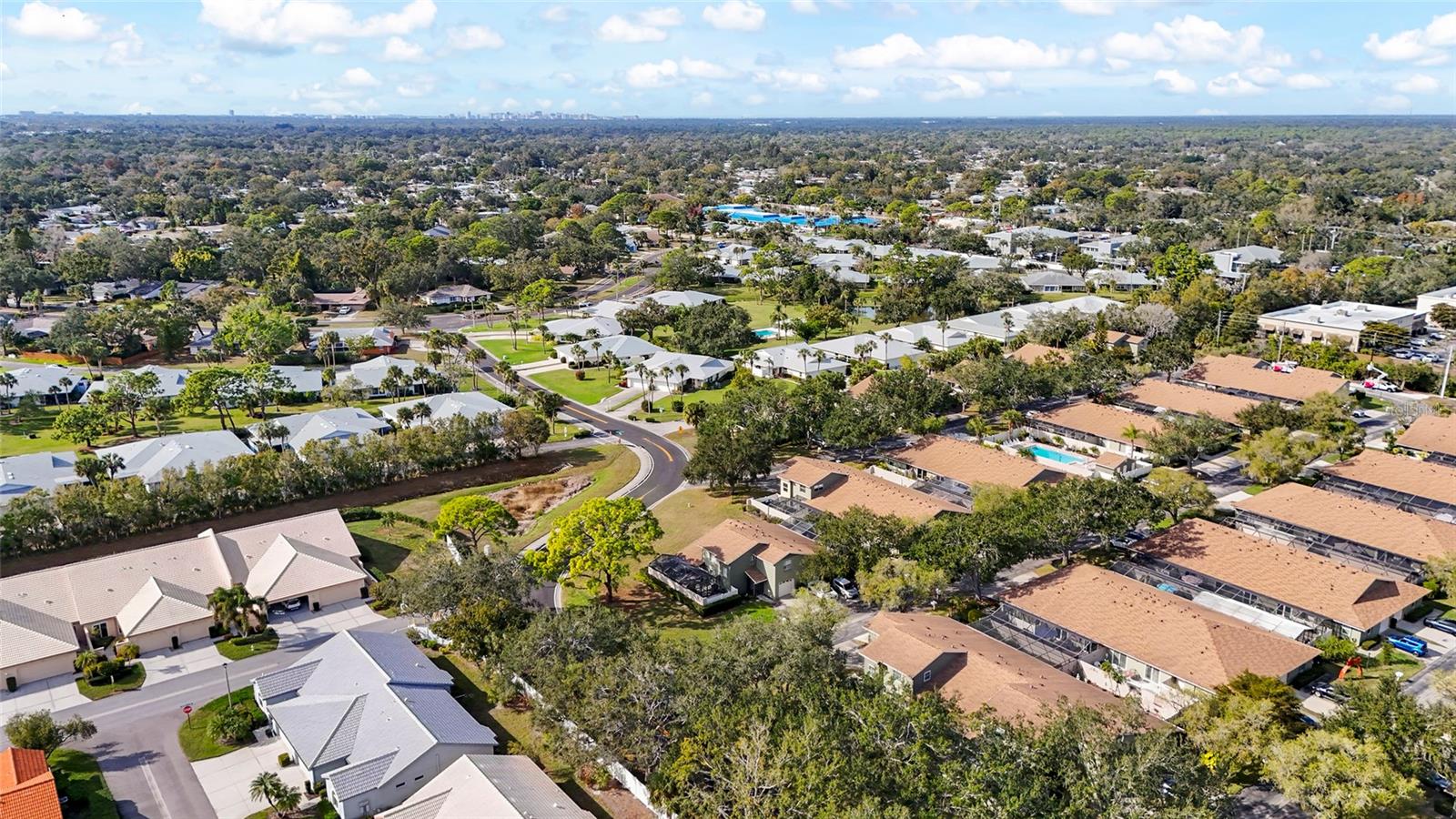 COURTYARD VILLAS - Residential