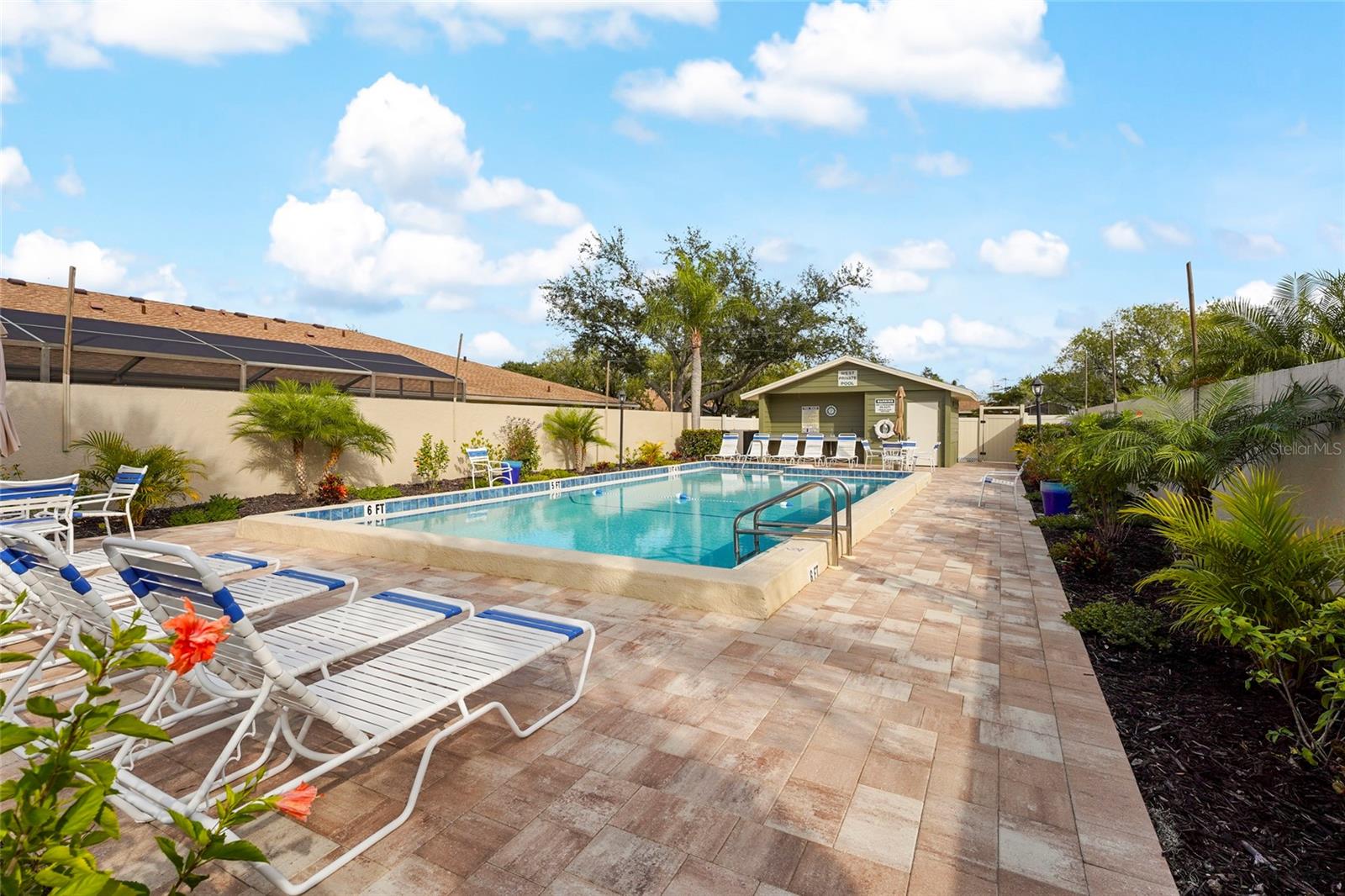 COURTYARD VILLAS - Residential