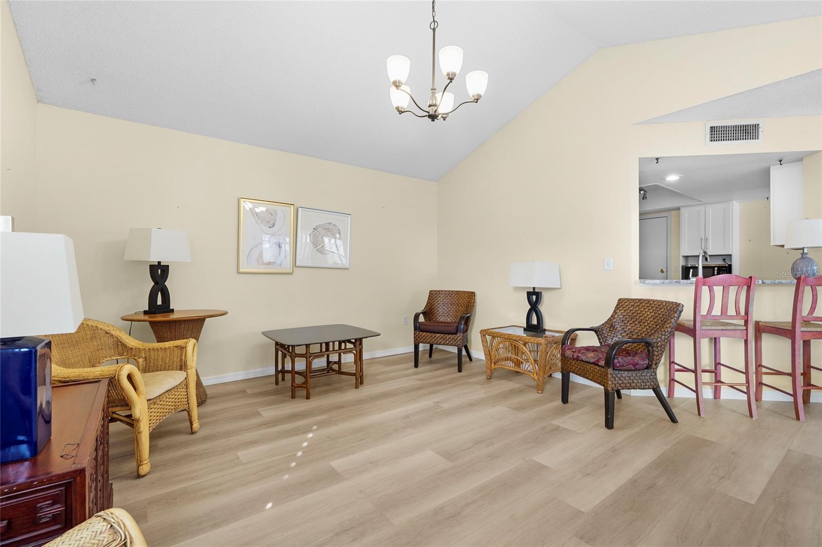 COURTYARD VILLAS - Residential