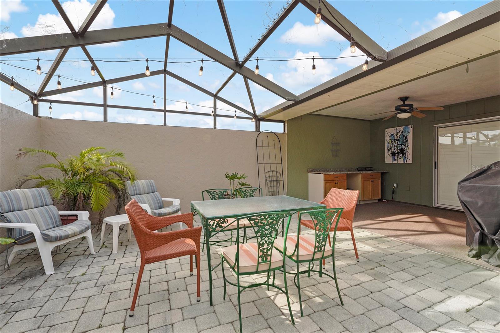 COURTYARD VILLAS - Residential