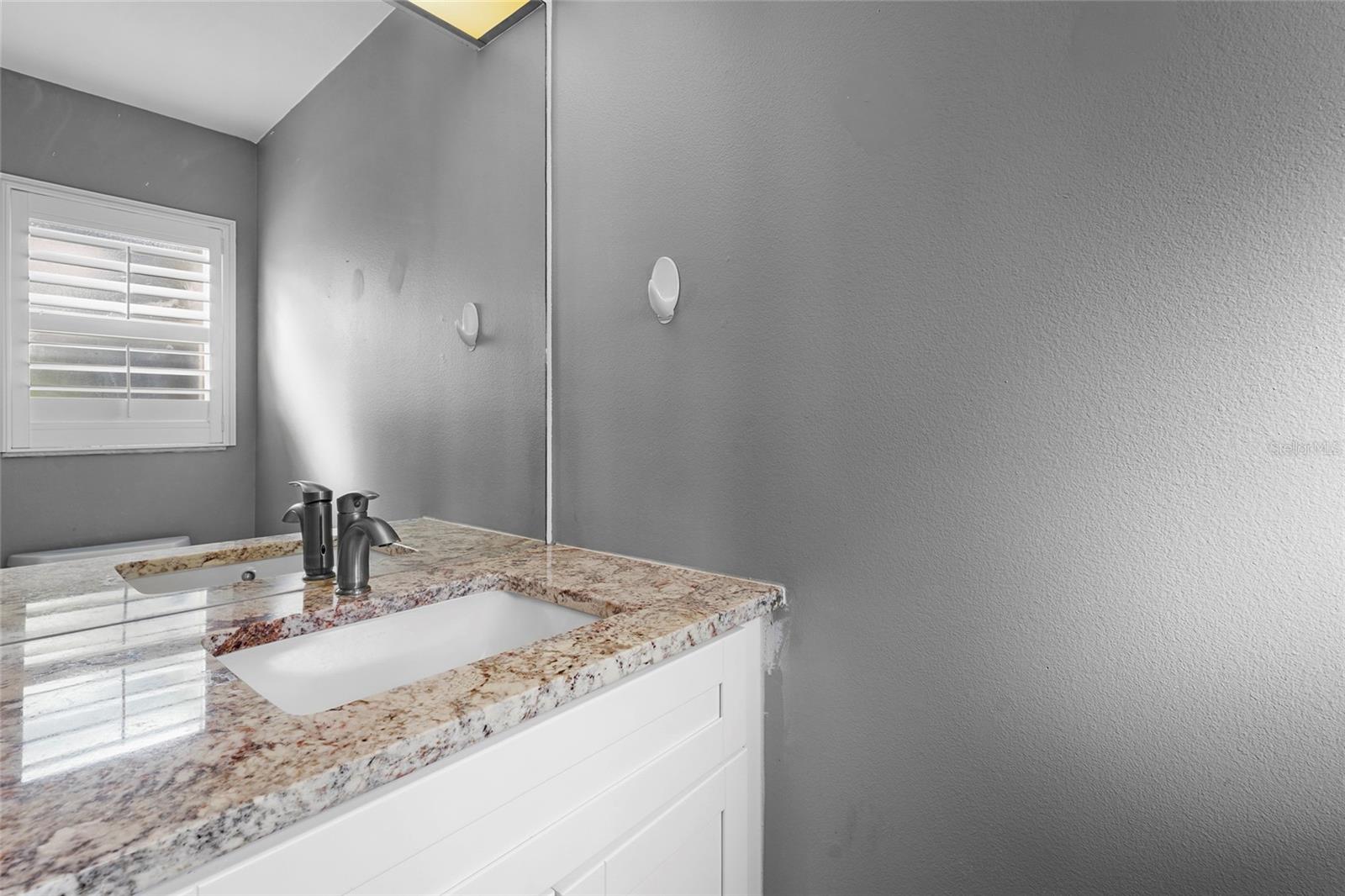 COURTYARD VILLAS - Residential