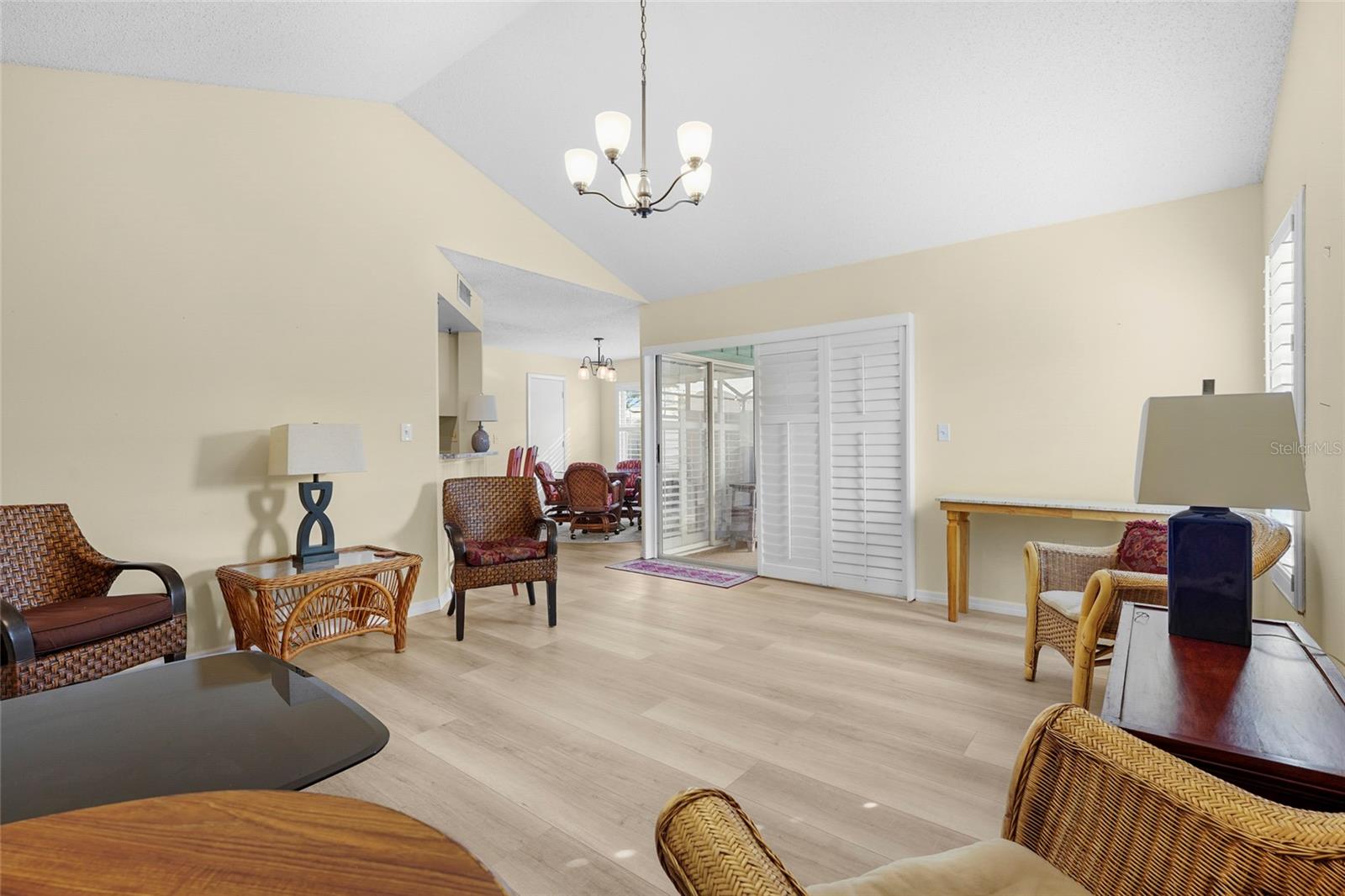 COURTYARD VILLAS - Residential