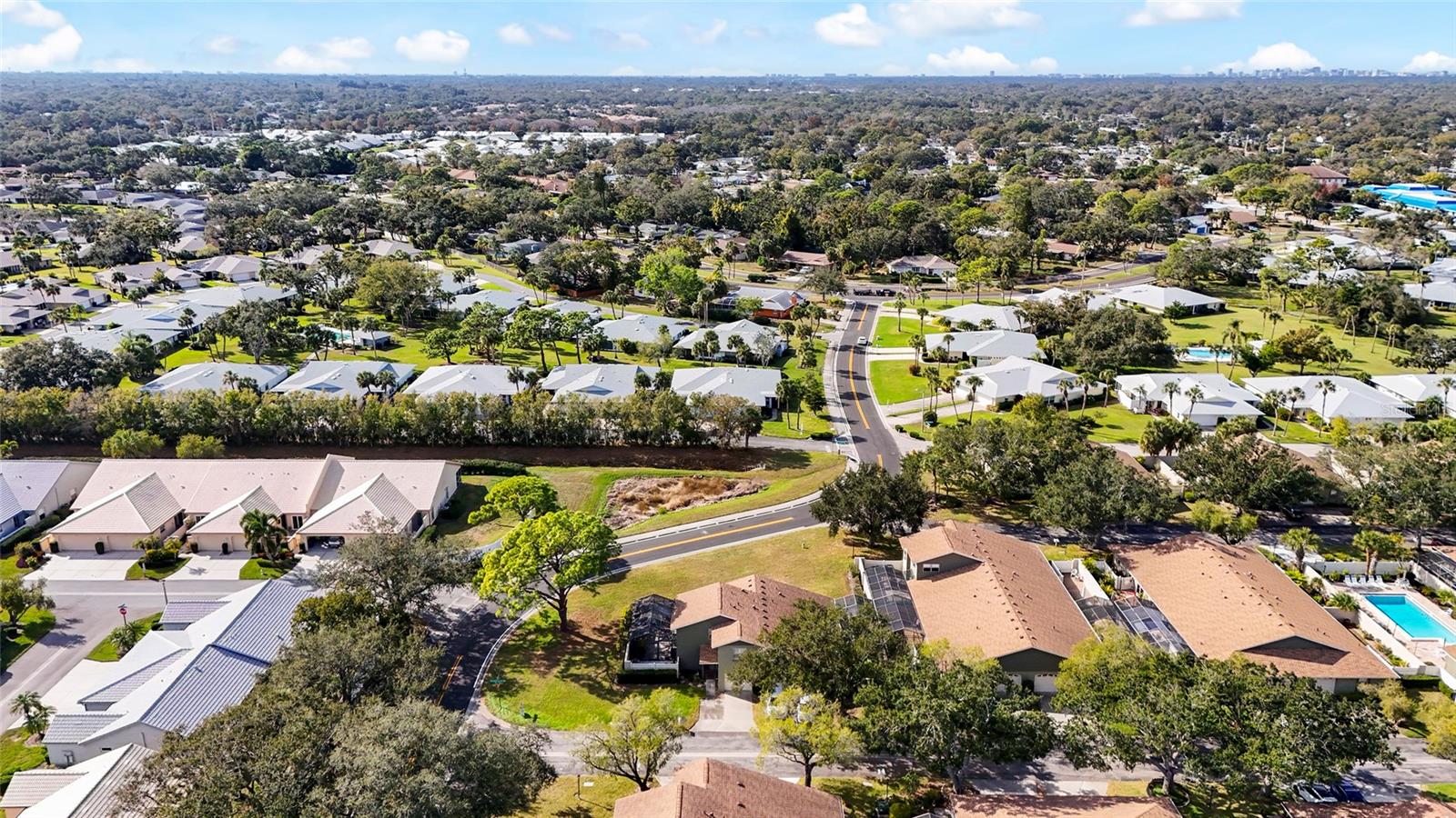 COURTYARD VILLAS - Residential