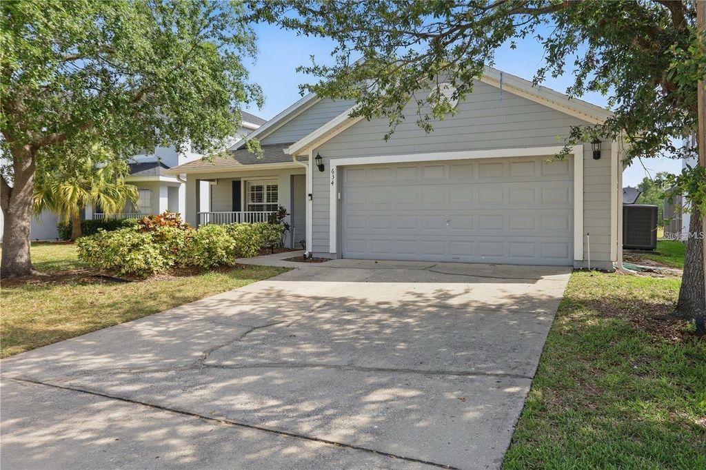 Photo of 634 Chadbury Way, Kissimmee, FL 34744 (MLS # O6393171)