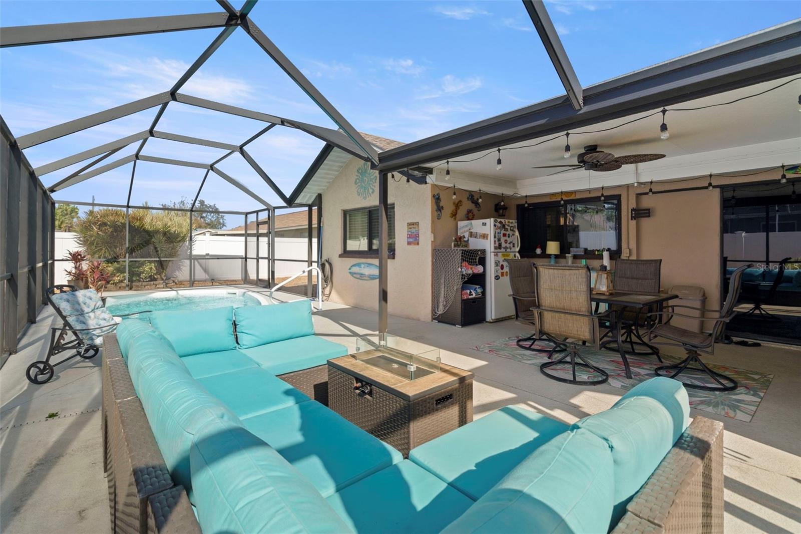 BICKLEYS LAKEWOOD ADD BLK 3 REPLAT - Residential