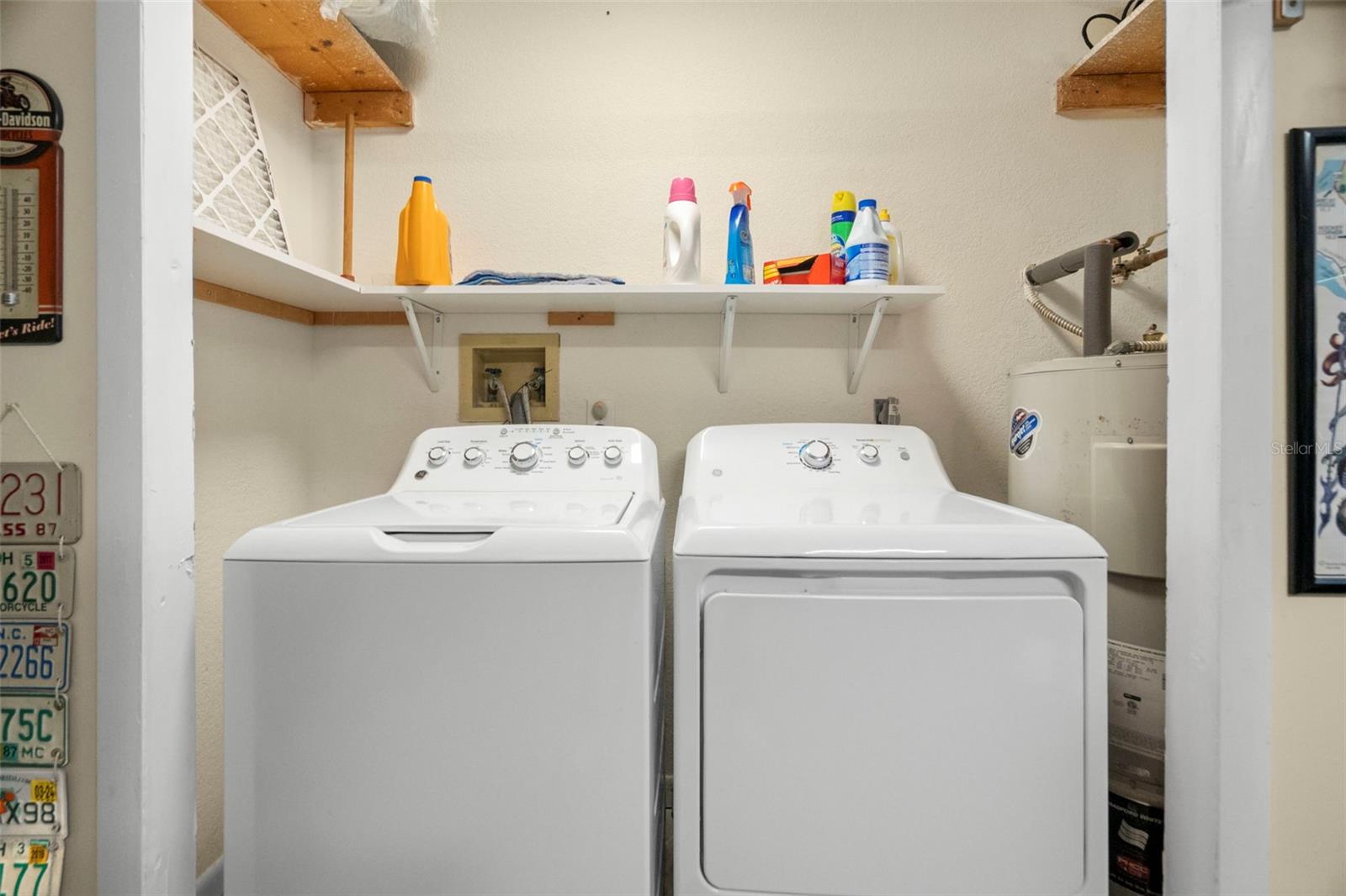 BICKLEYS LAKEWOOD ADD BLK 3 REPLAT - Residential