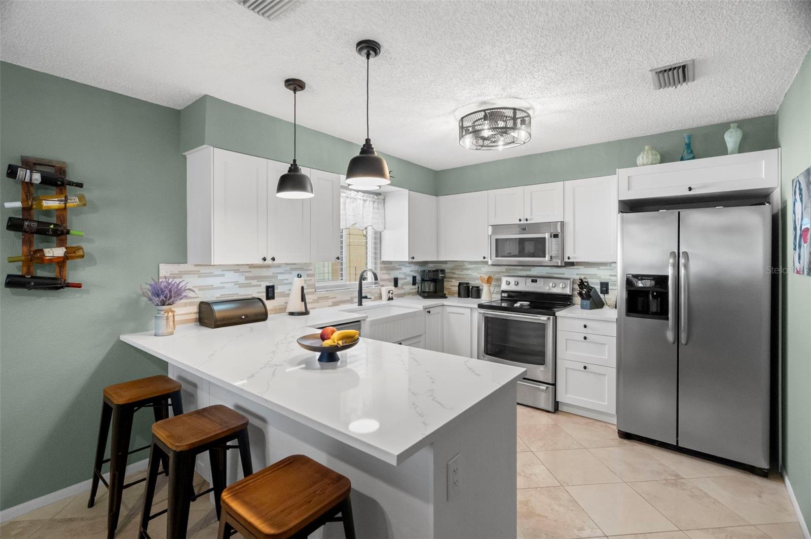 BICKLEYS LAKEWOOD ADD BLK 3 REPLAT - Residential