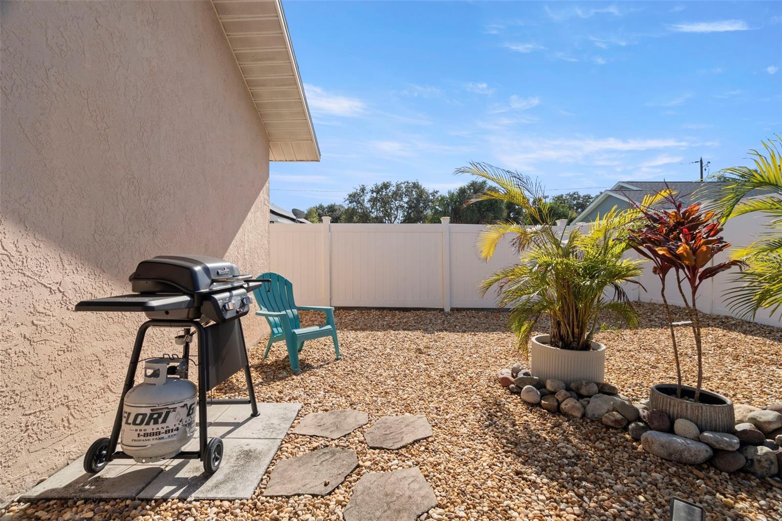 BICKLEYS LAKEWOOD ADD BLK 3 REPLAT - Residential