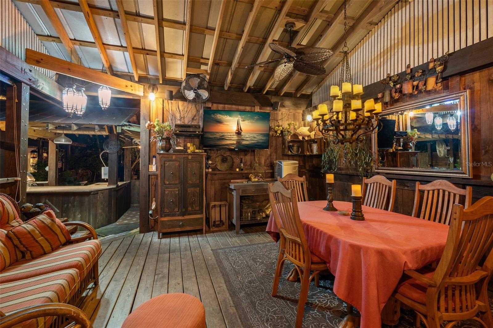 EVELYN CITY - Residential